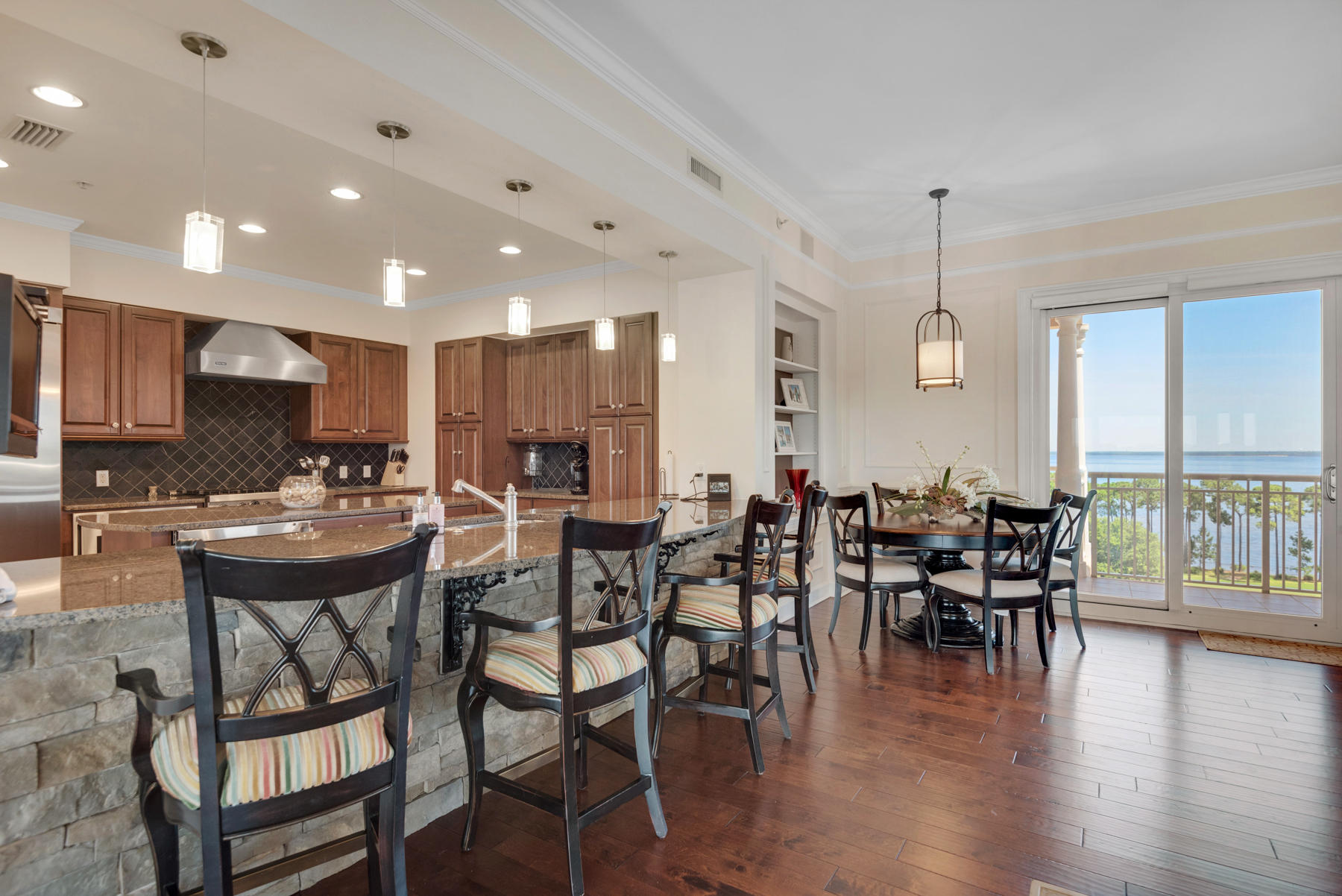 ONE WATER PLACE - Residential