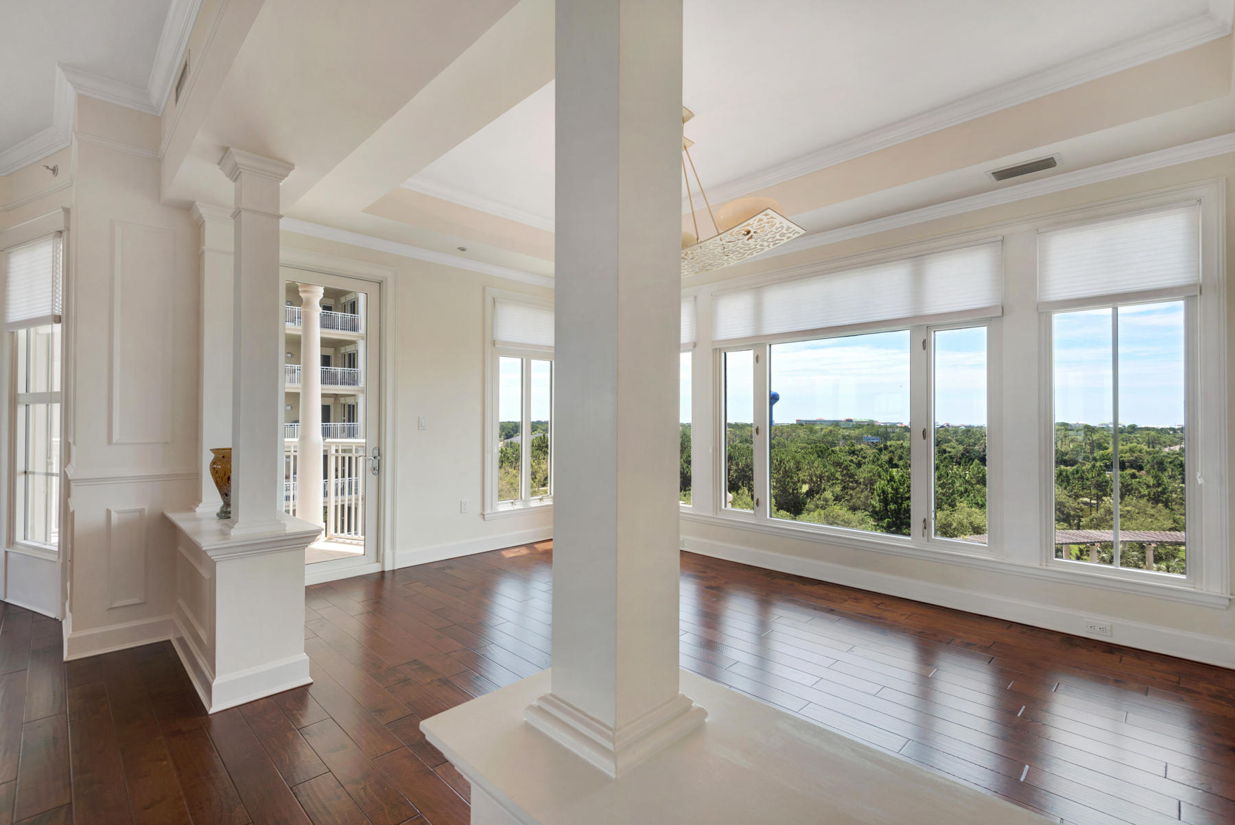 ONE WATER PLACE - Residential