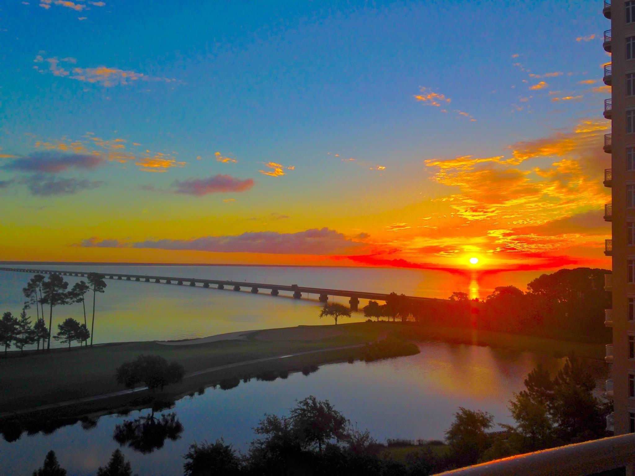 ONE WATER PLACE - Residential