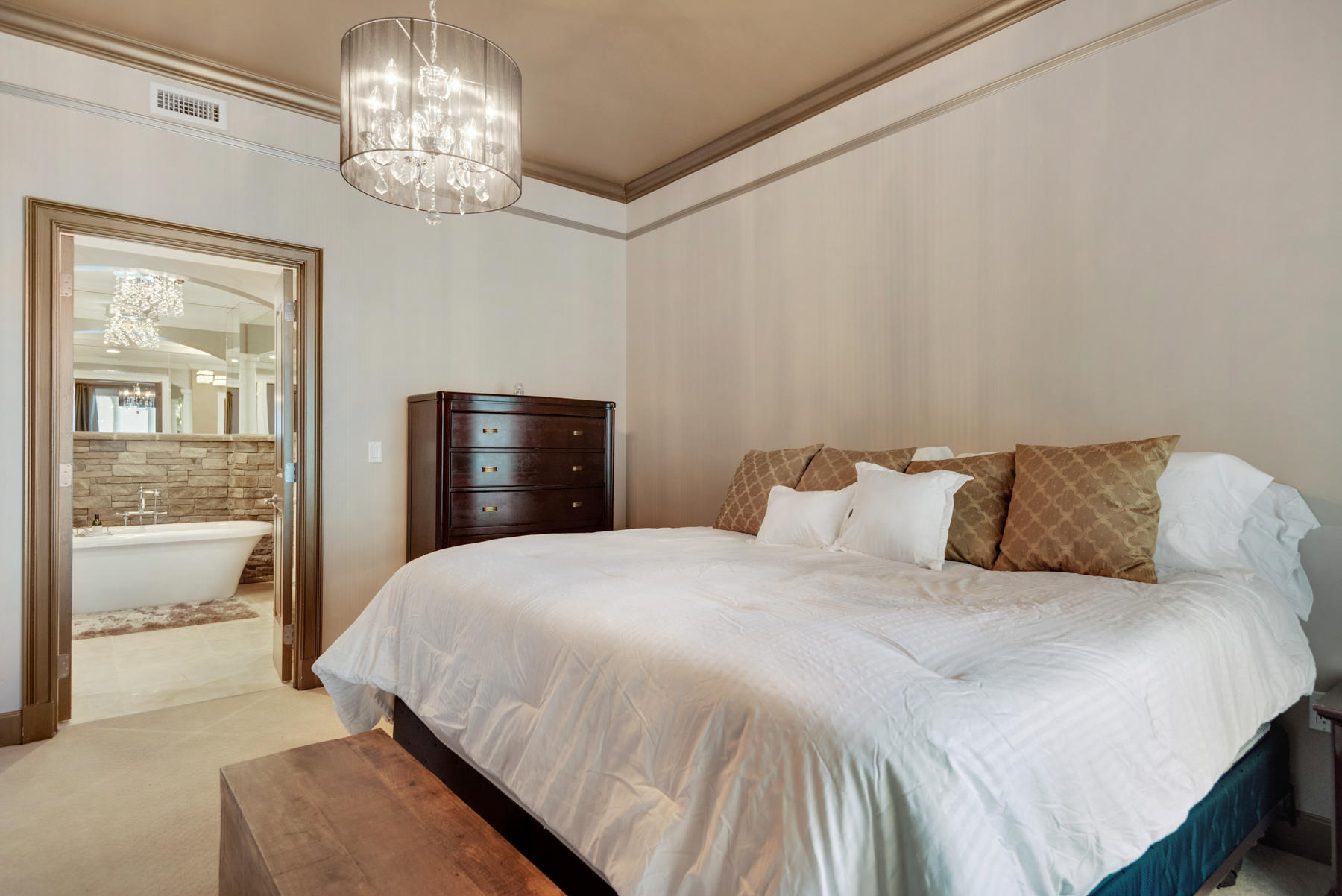 ONE WATER PLACE - Residential