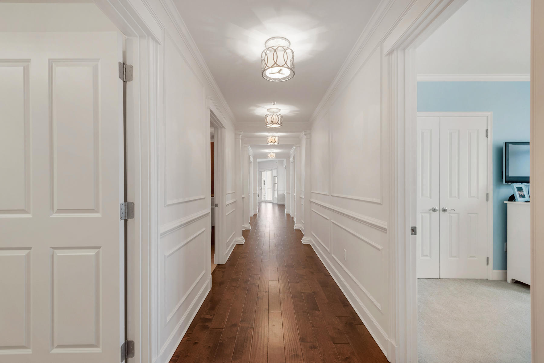 ONE WATER PLACE - Residential