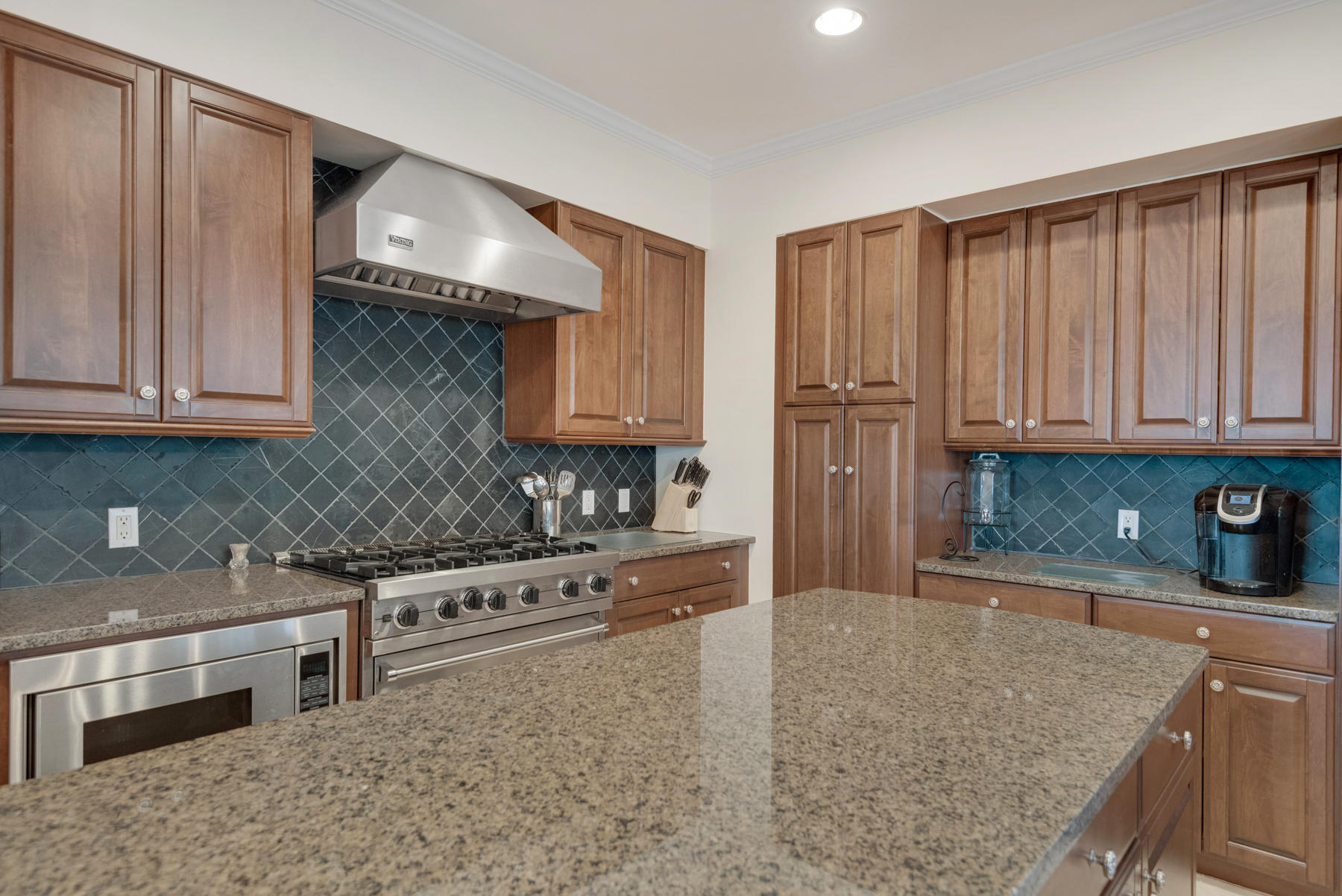 ONE WATER PLACE - Residential