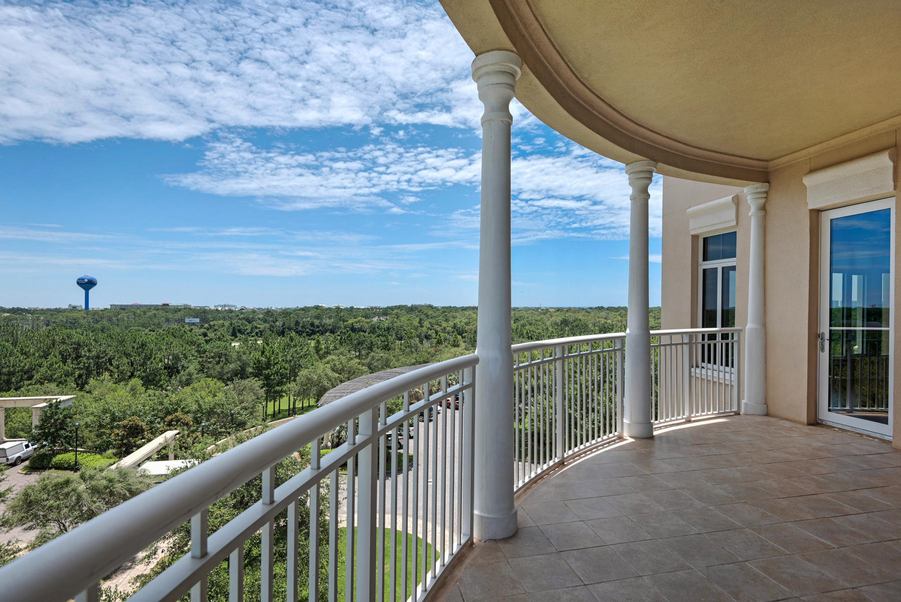 ONE WATER PLACE - Residential