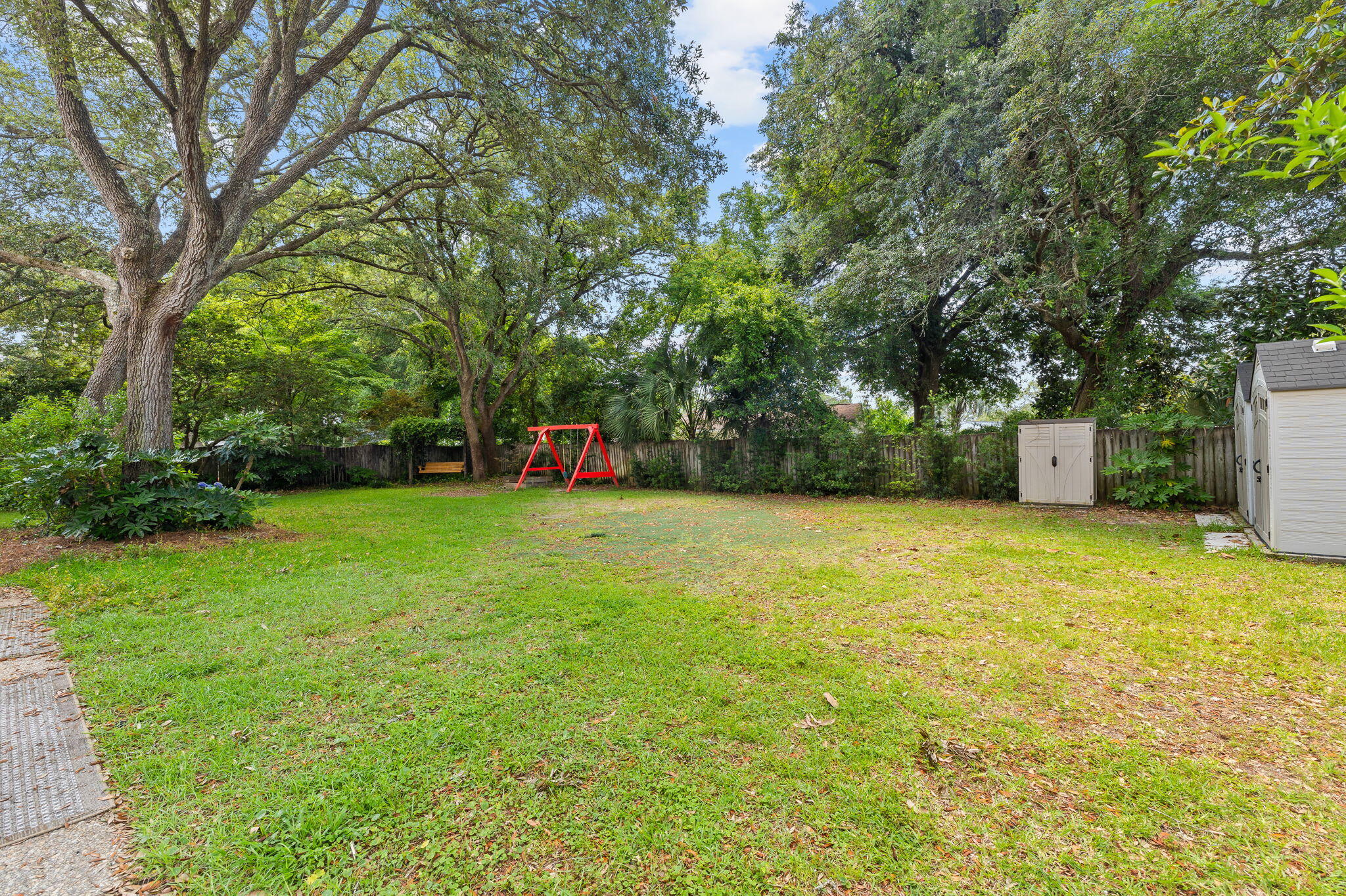 FOREST PLACE S/D - Residential