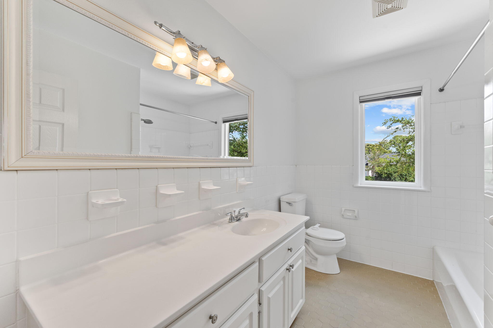 FOREST PLACE S/D - Residential