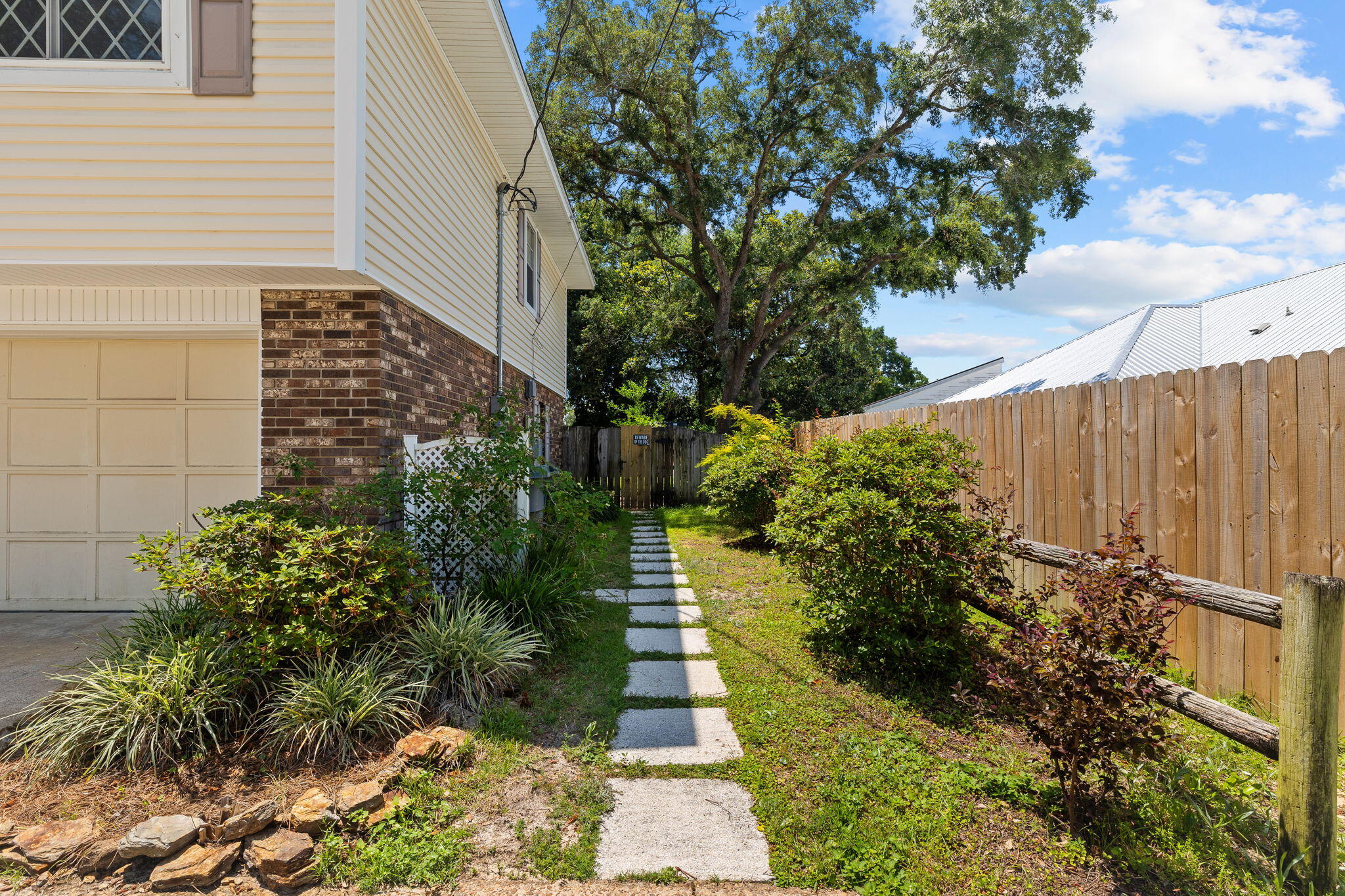 FOREST PLACE S/D - Residential