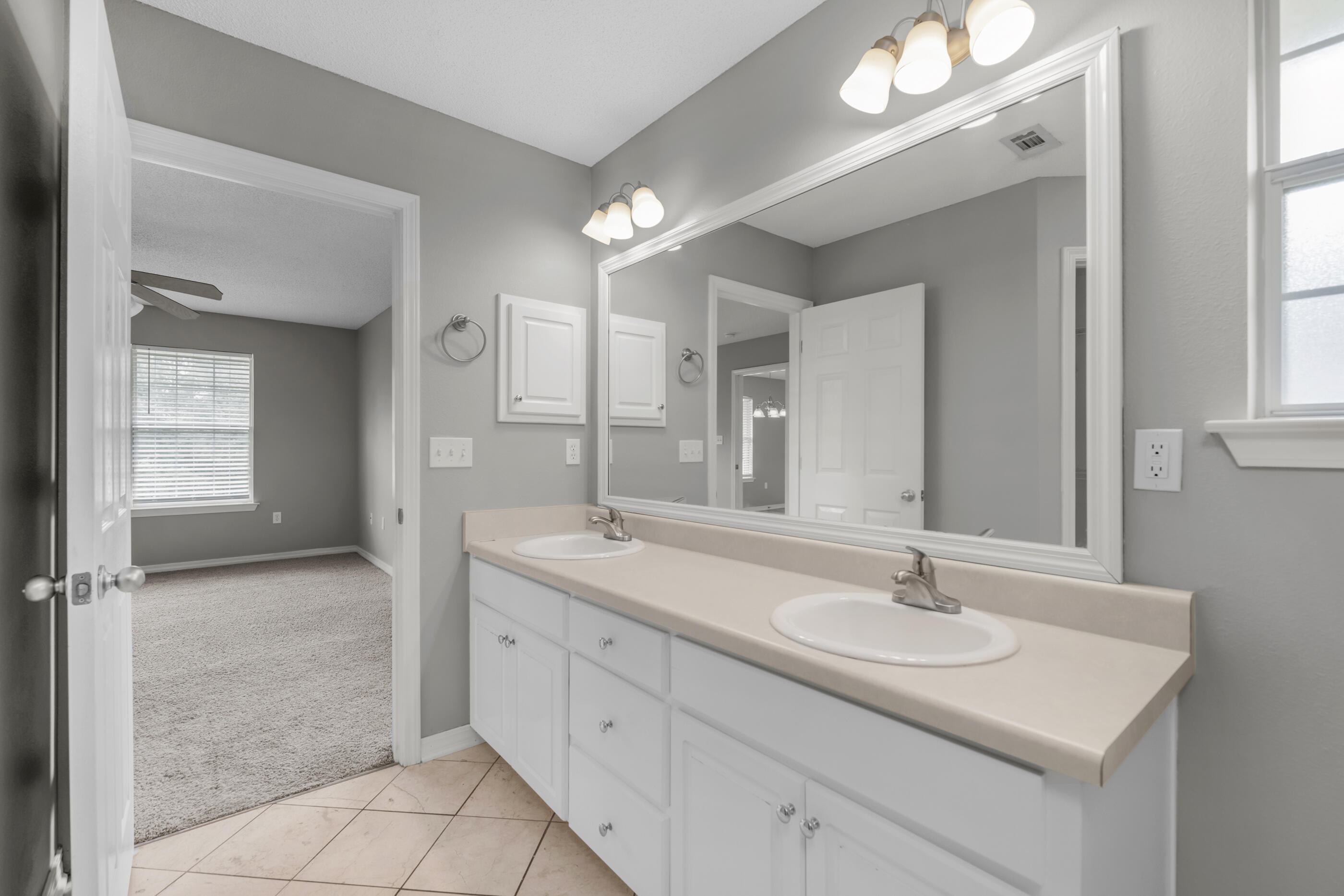 WATERSTONE - Residential