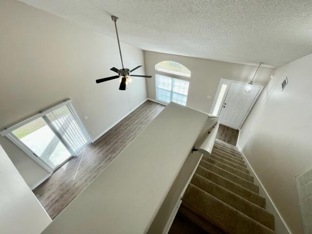 ROANOKE VILLAGE 1ST ADDITION - Residential Lease