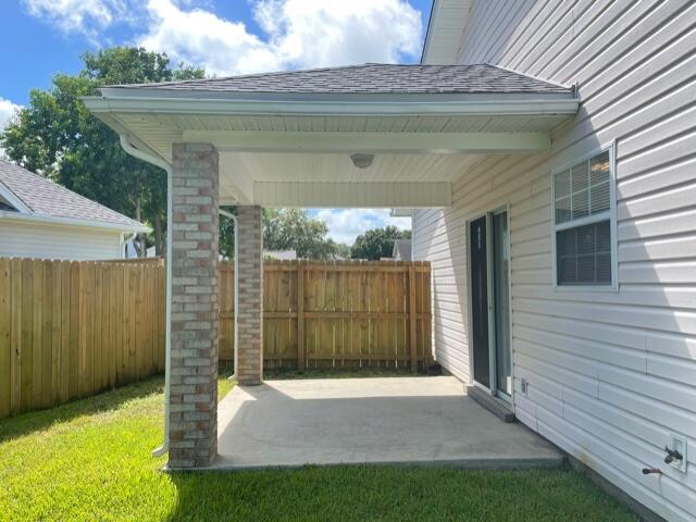 ROANOKE VILLAGE 1ST ADDITION - Residential Lease