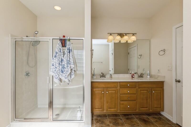 ROYAL OAKS S/D - Residential