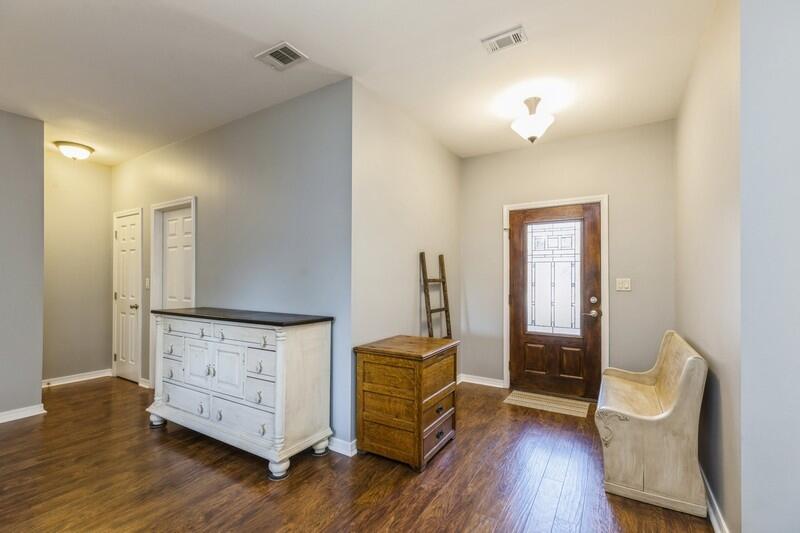 ROYAL OAKS S/D - Residential