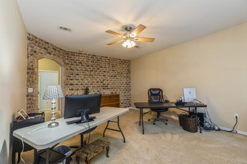 ROYAL OAKS S/D - Residential