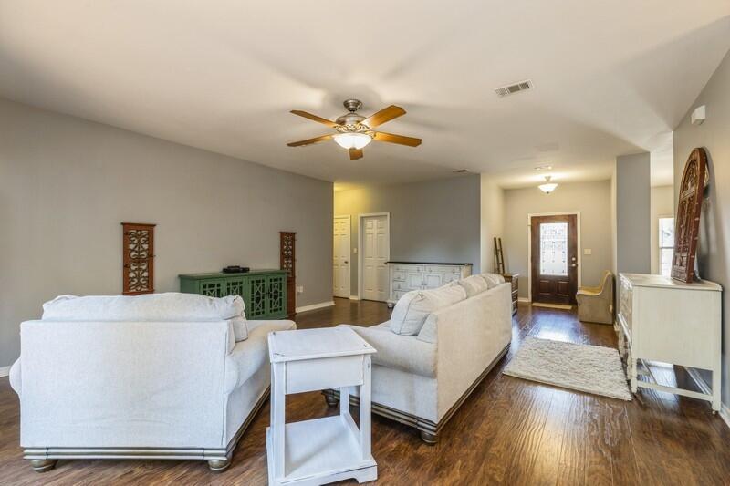 ROYAL OAKS S/D - Residential