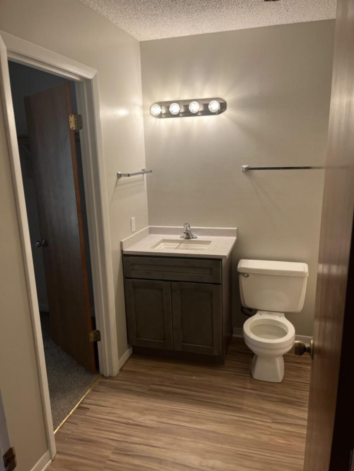 WOODHAM MANOR 4TH ADDN - Residential Lease