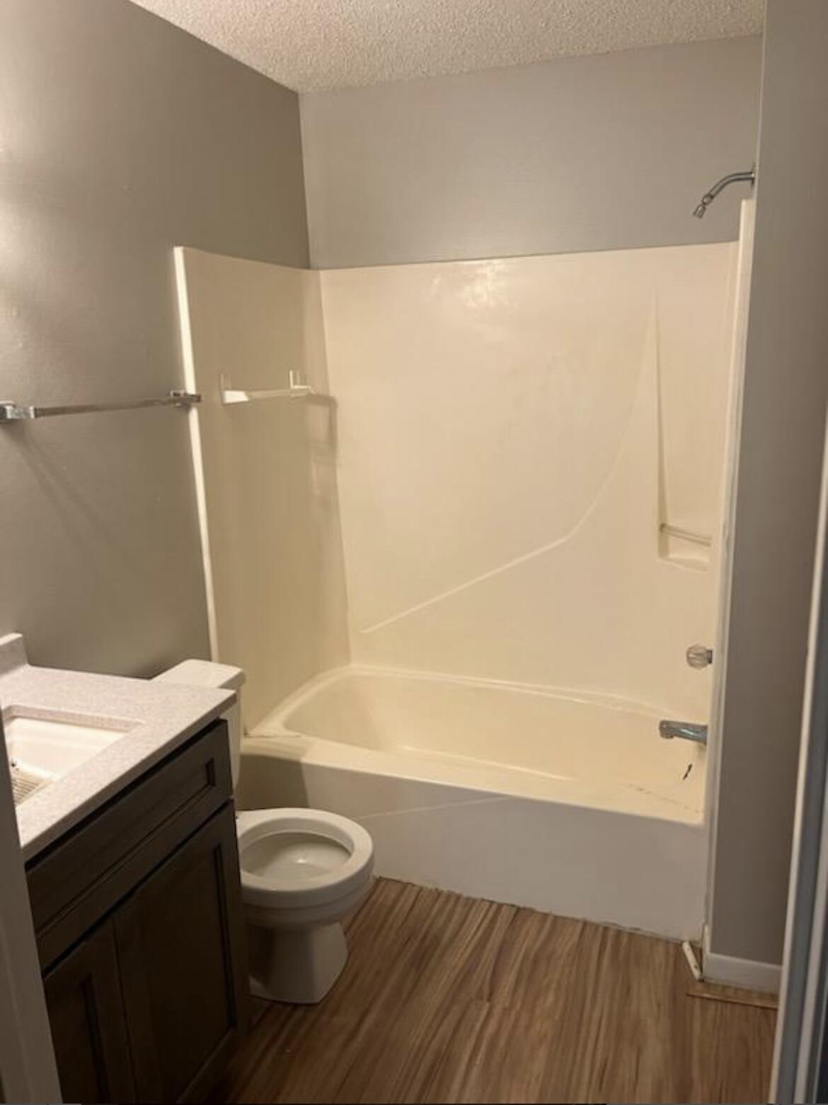 WOODHAM MANOR 4TH ADDN - Residential Lease