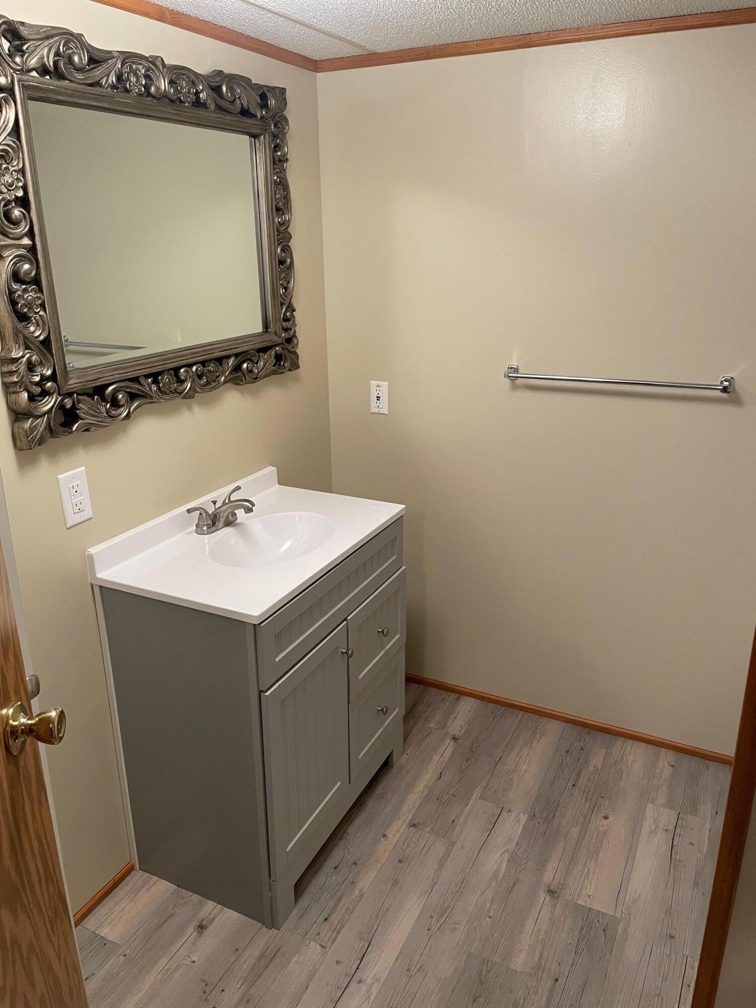 Metes and bounds - Residential Lease