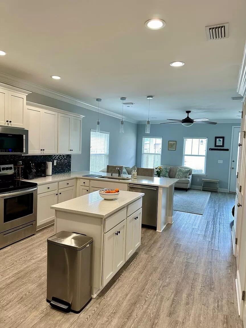 PORT DIXIE - Residential Lease