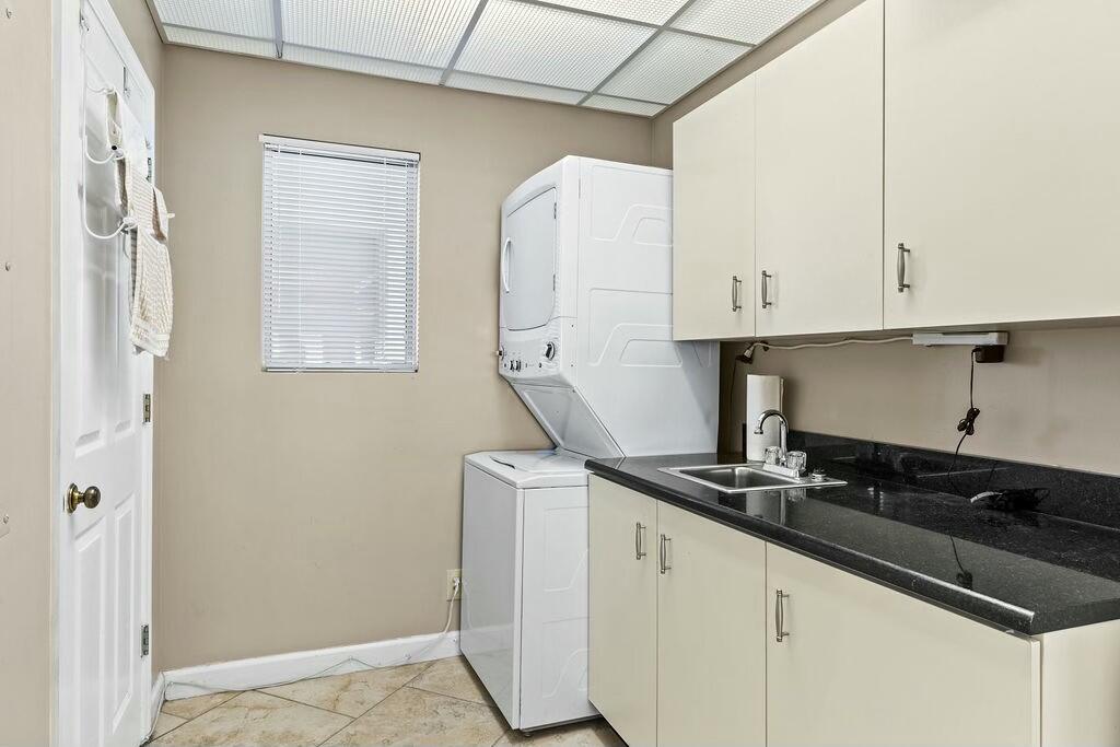 SUMMERWIND CONDOS - Residential