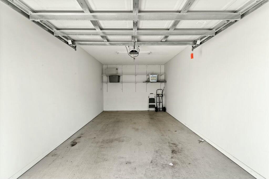 SUMMERWIND CONDOS - Residential