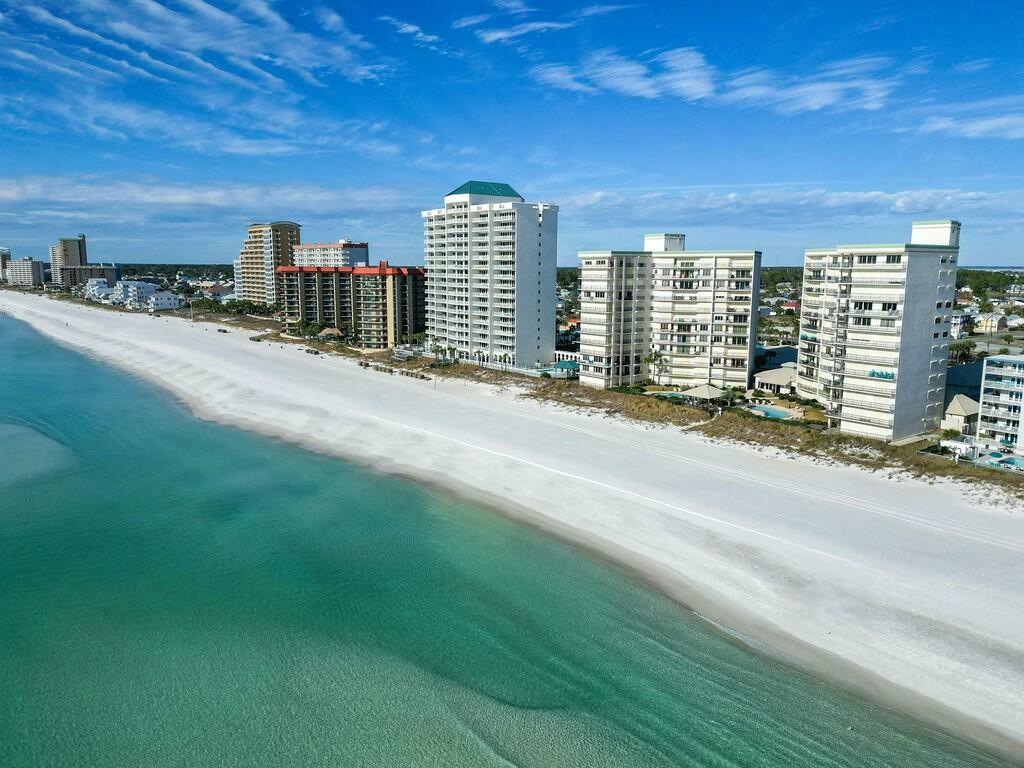 SUMMERWIND CONDOS - Residential