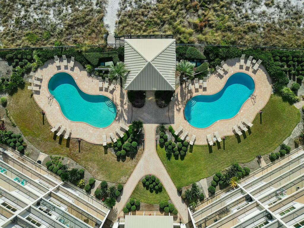 SUMMERWIND CONDOS - Residential