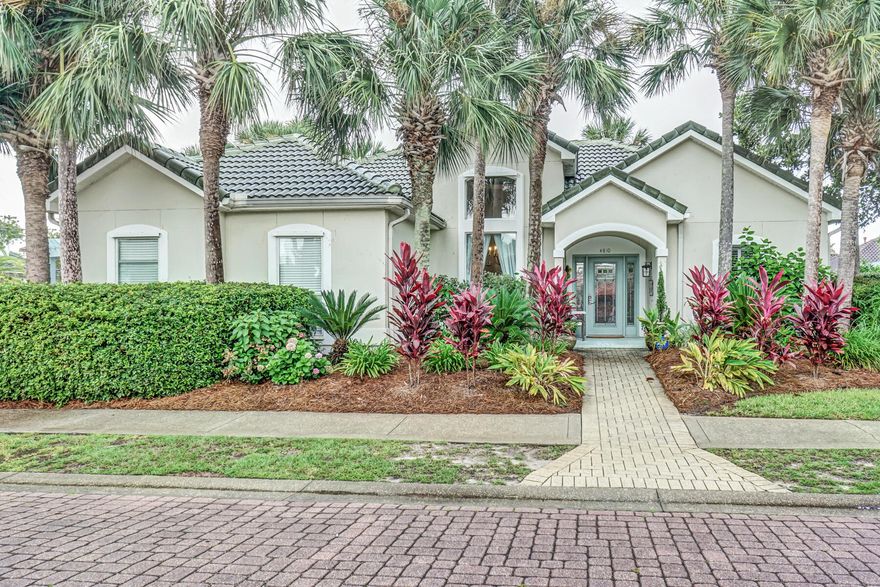 Newly Remodeled - Located in the sought after gated community of Destiny East.
As you enter the home, you will notice the open great room which caters to family gatherings and the Florida lifestyle of gourmet dining, indoor/outdoor living and friendly entertaining. Freshly painted and new wood flooring is in place throughout the home. The living room boasts a large TV/DVD player and a sleeper sofa.
The kitchen is fully equipped with new cabinets & gorgeous quartz countertops. Enjoy the spacious breakfast bar, farmhouse sink and stainless steel appliances.
The Master Suite features a King bed with a TV along with brand new cabinets.
The prestigious cobble stoned community of Destin East is family oriented offering a resort experience and amazing amenities and steps to the beach!