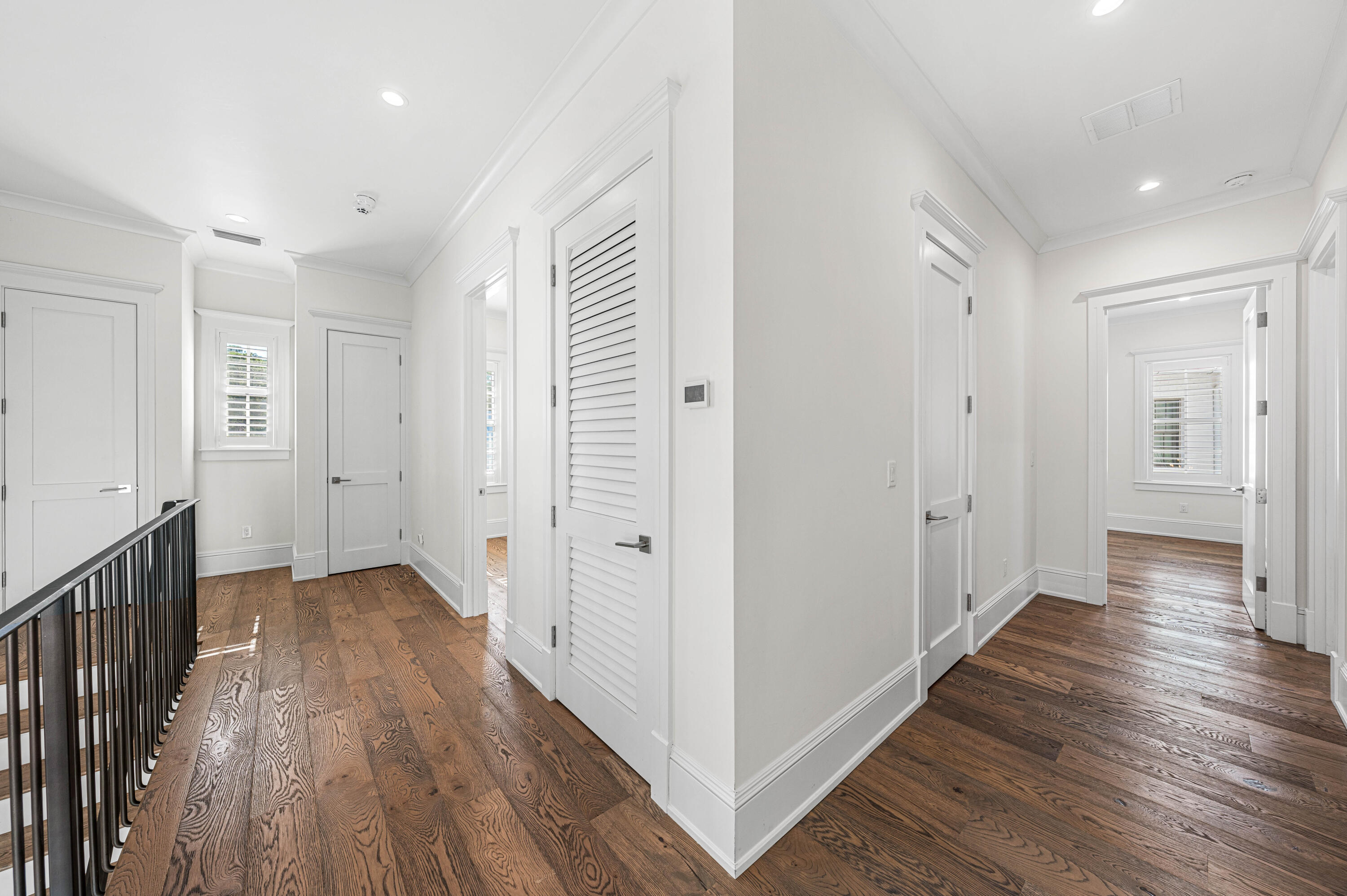 CHURCHILL OAKS - Residential