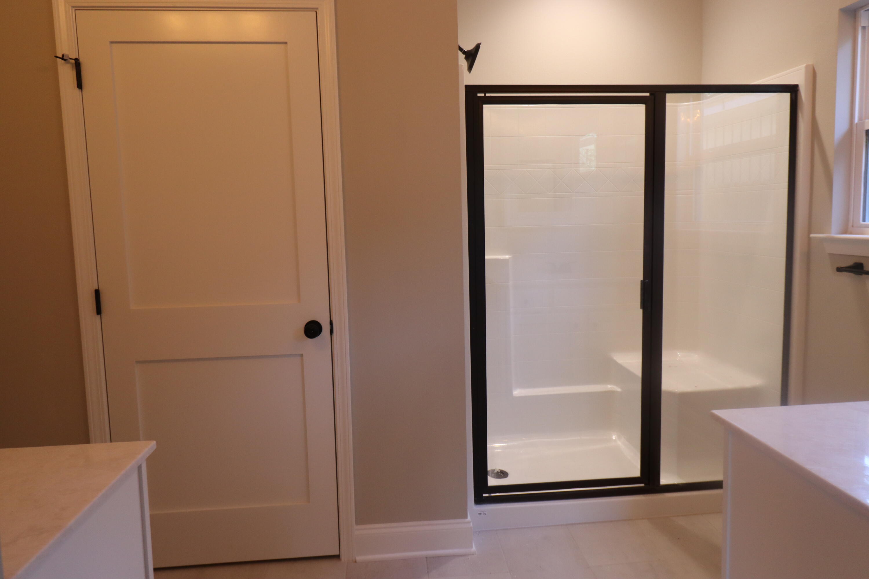 CRESCENT SHORES - Residential