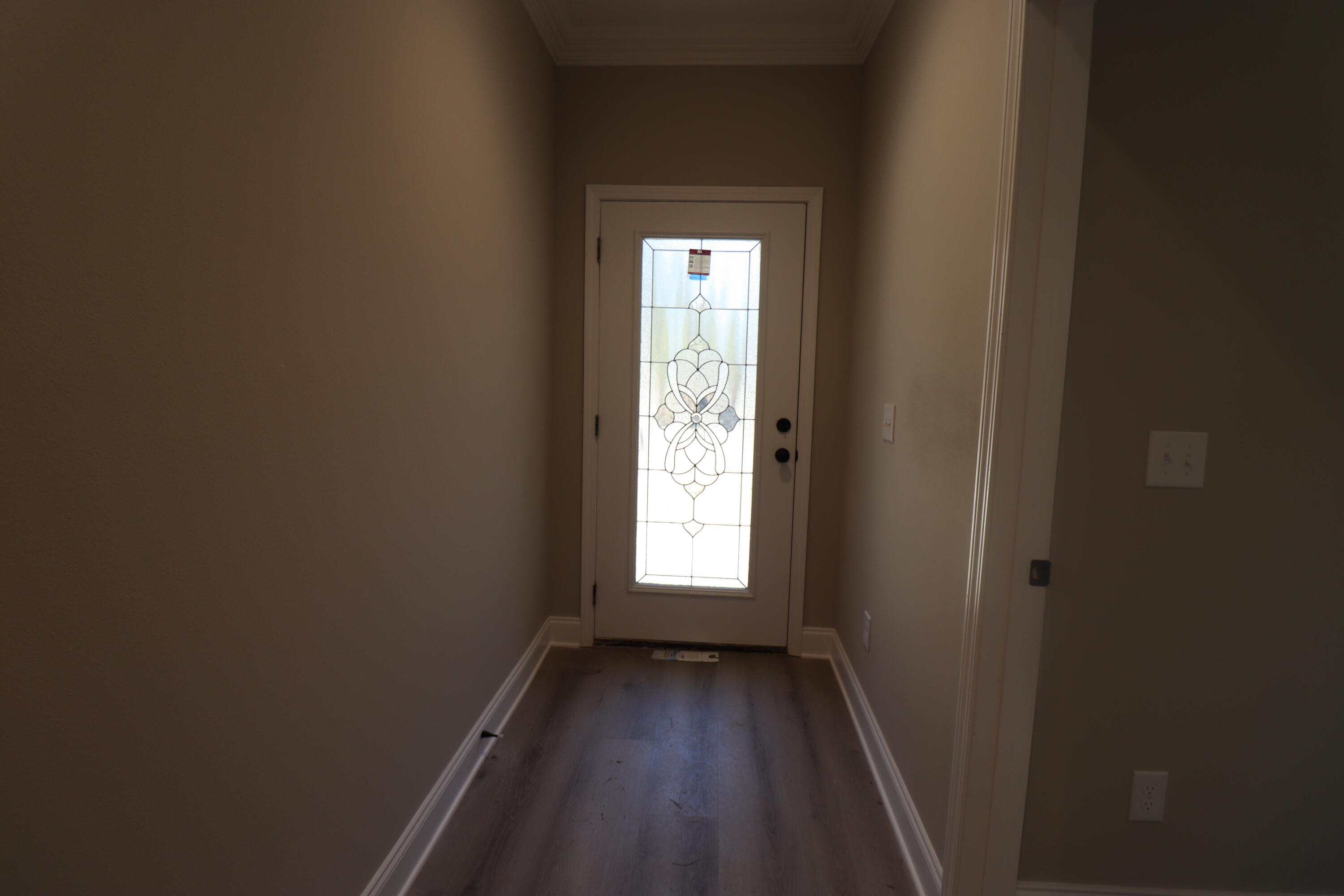 CRESCENT SHORES - Residential