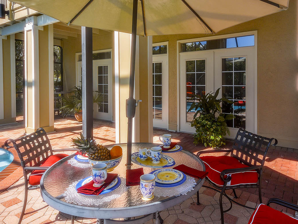 CRYSTAL BEACH - Residential