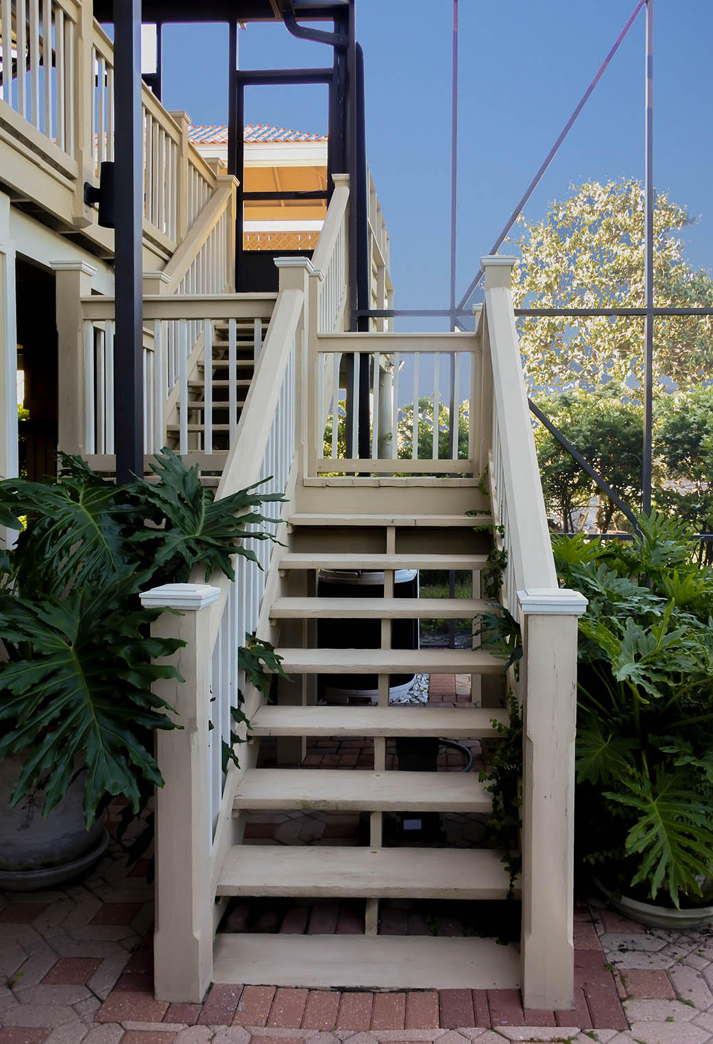 CRYSTAL BEACH - Residential