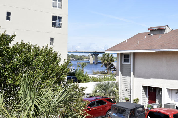 COQUINA VILLAS T/H - Residential