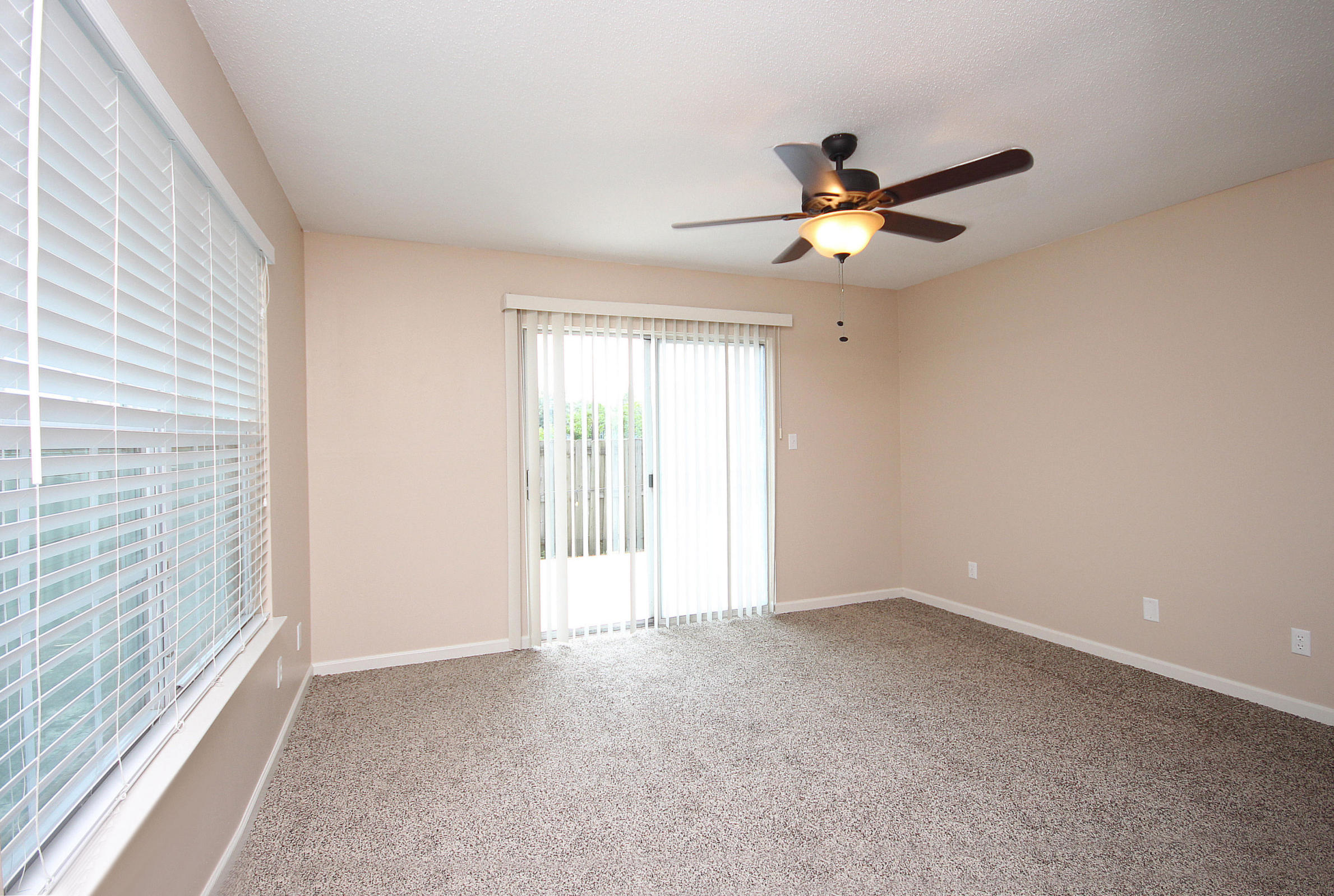 WOODLAND PARK ESTATES - Residential