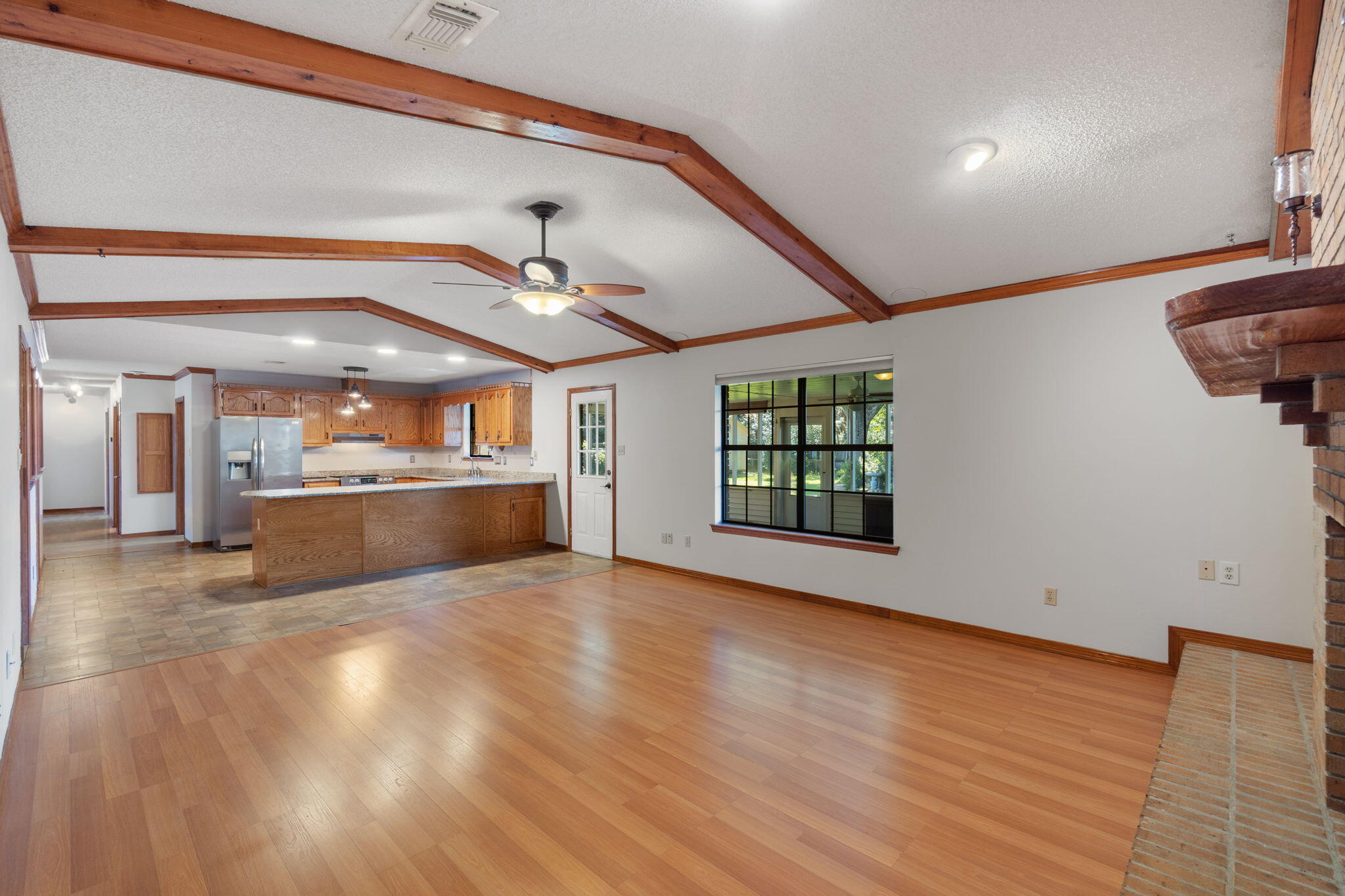 LAKE ESTELLE - Residential