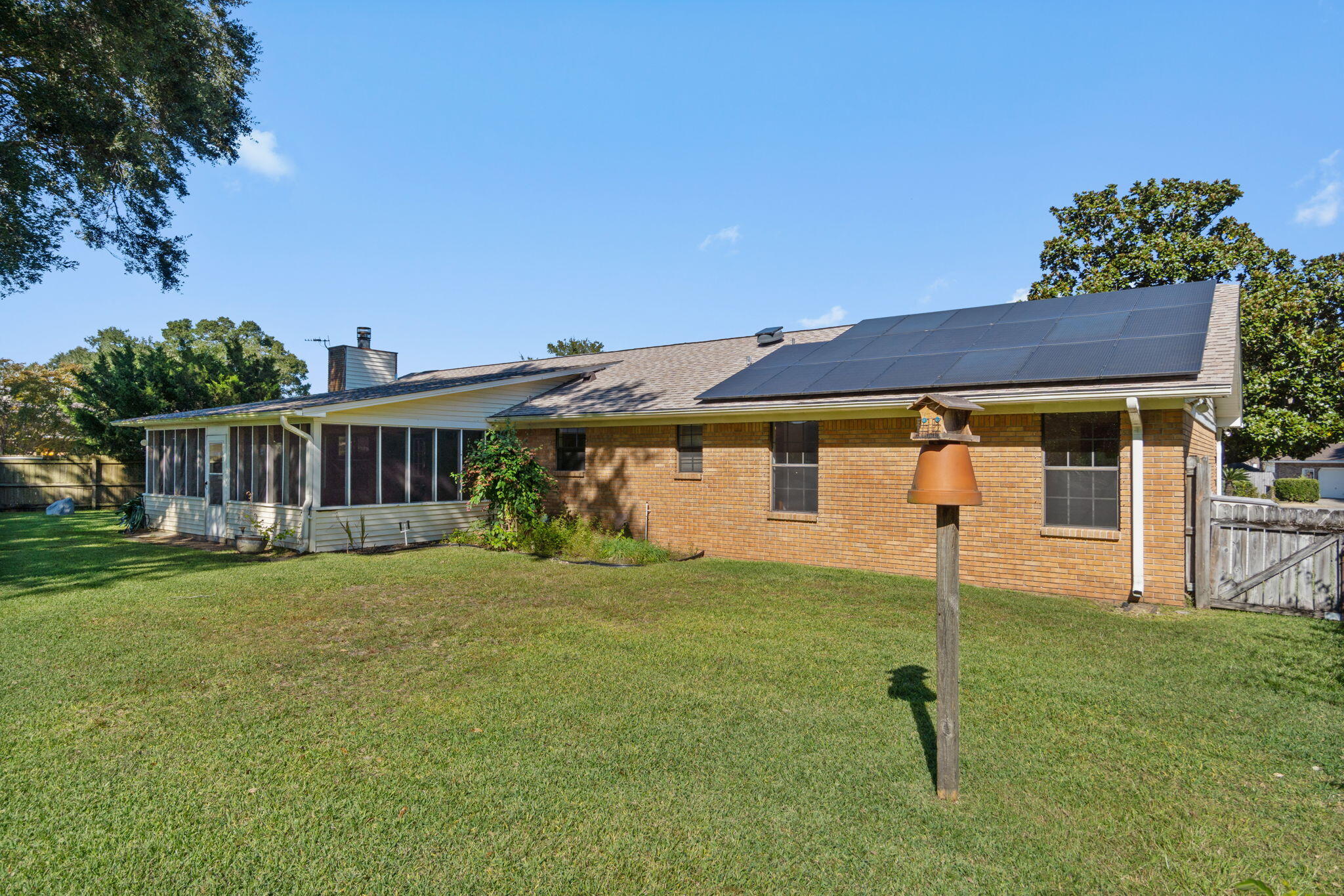 LAKE ESTELLE - Residential