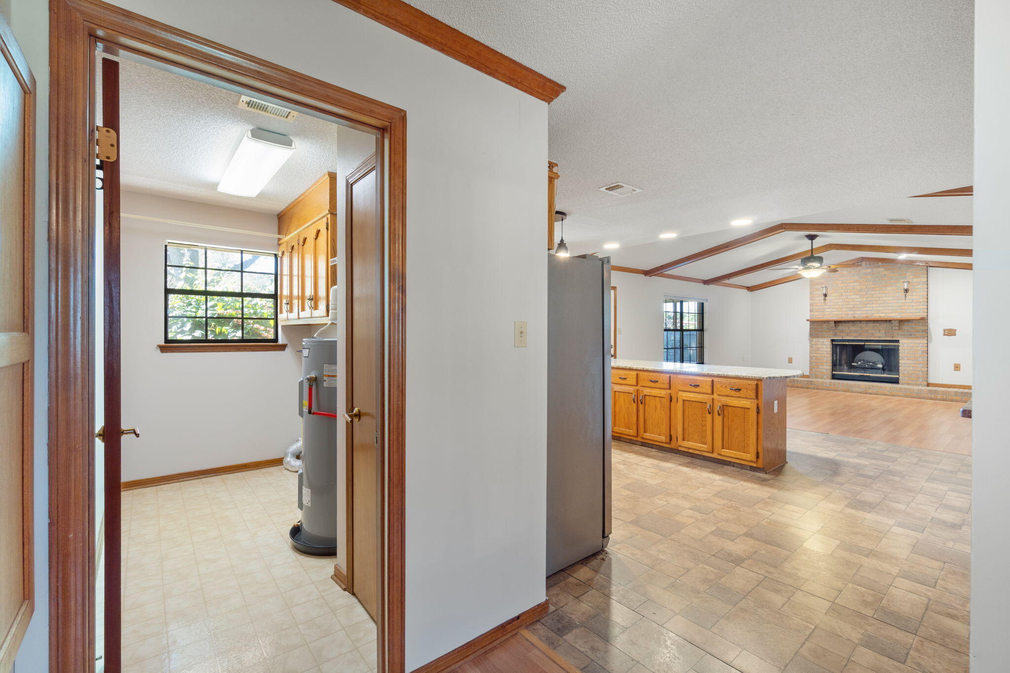 LAKE ESTELLE - Residential