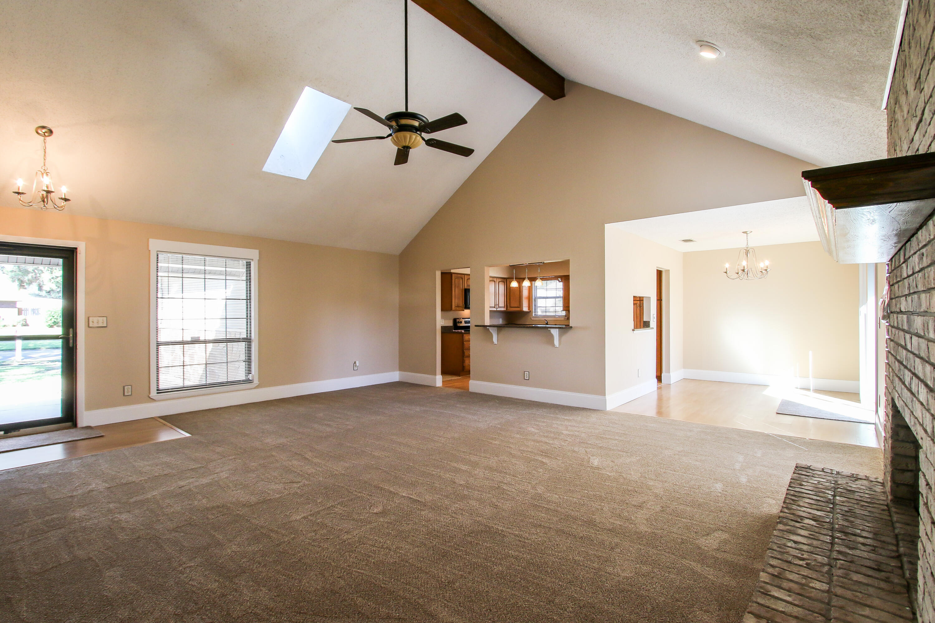 TANGLEWOOD S/D 1ST ADDN - Residential