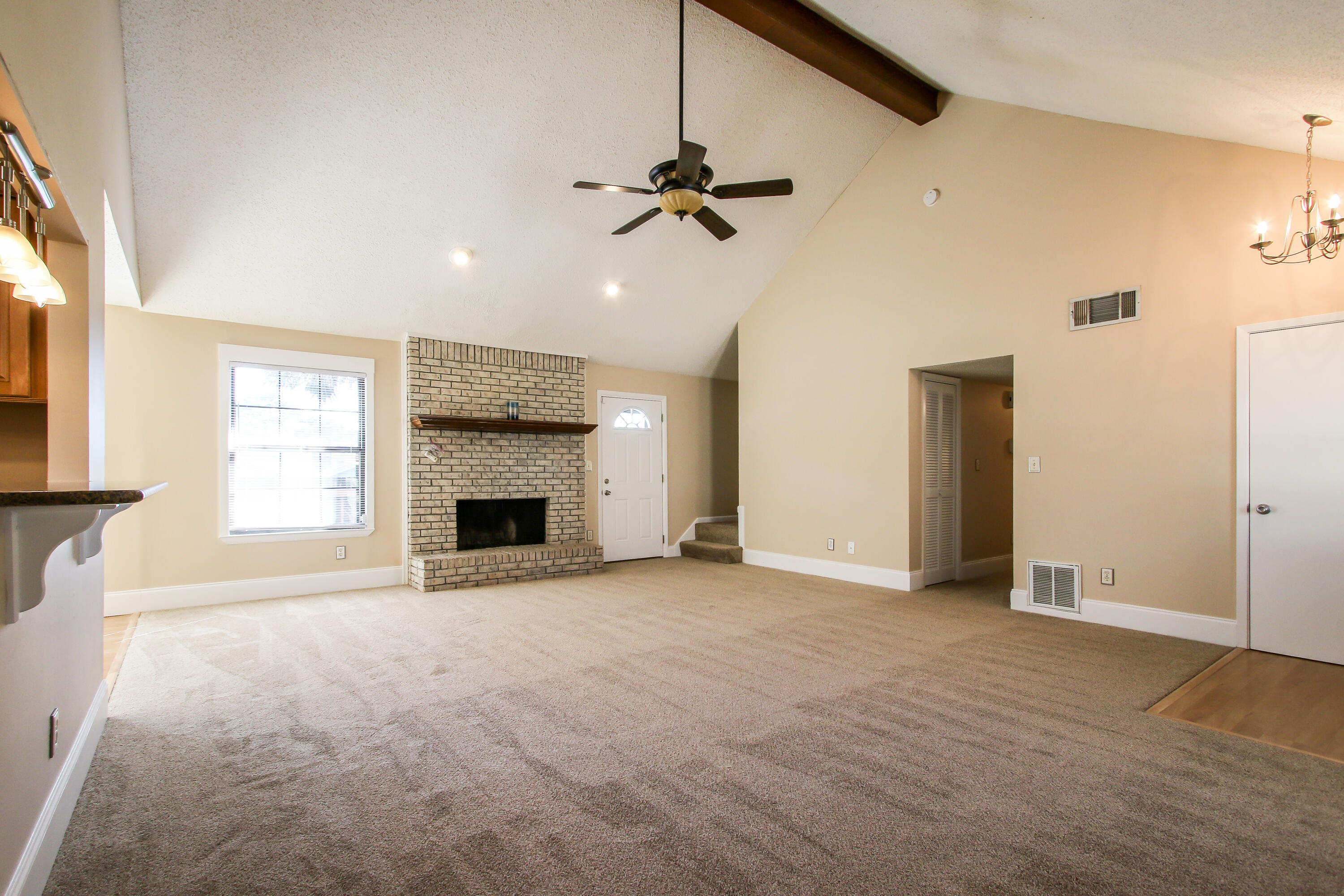 TANGLEWOOD S/D 1ST ADDN - Residential