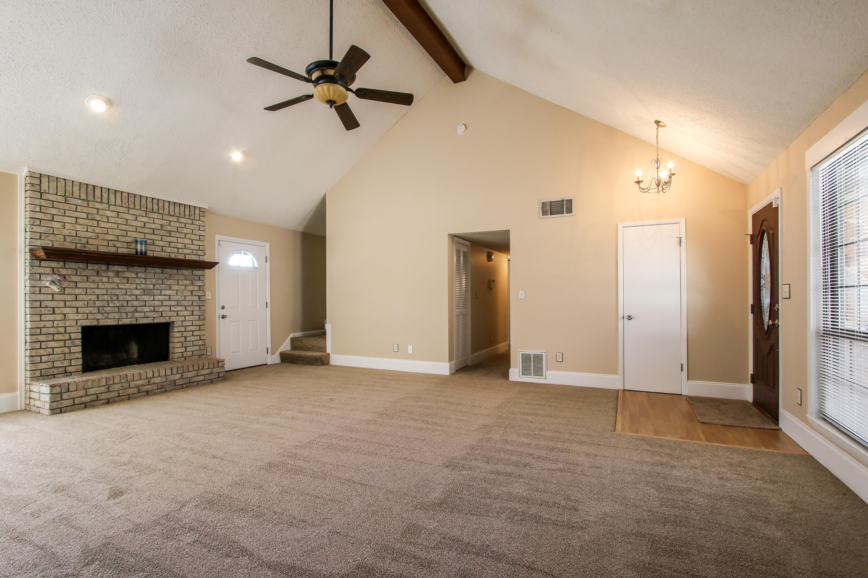 TANGLEWOOD S/D 1ST ADDN - Residential