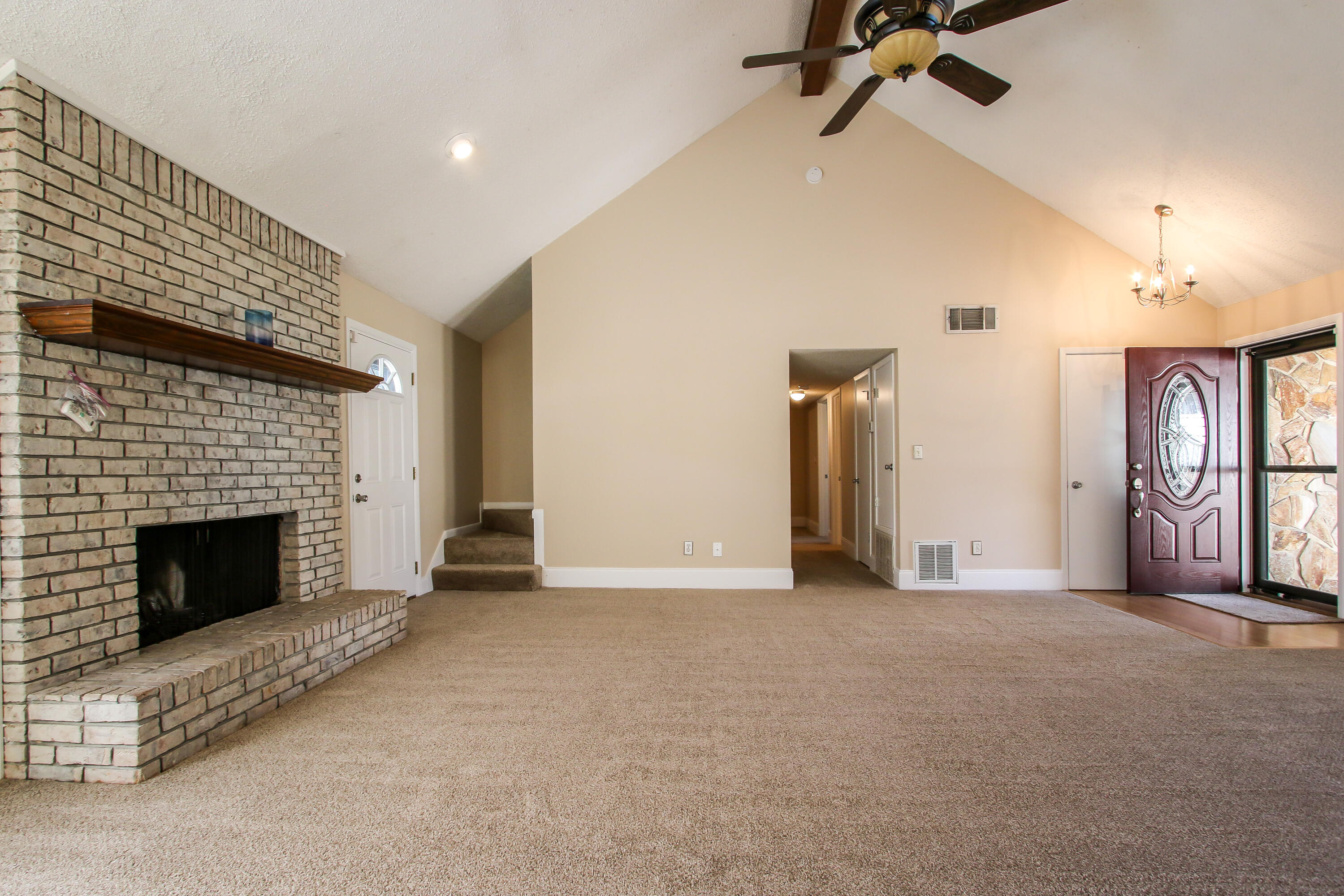 TANGLEWOOD S/D 1ST ADDN - Residential