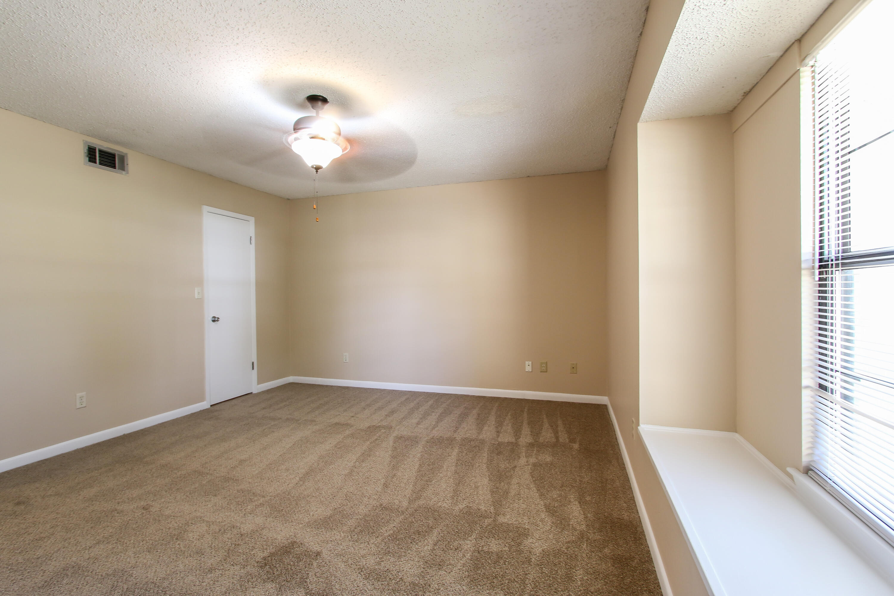 TANGLEWOOD S/D 1ST ADDN - Residential