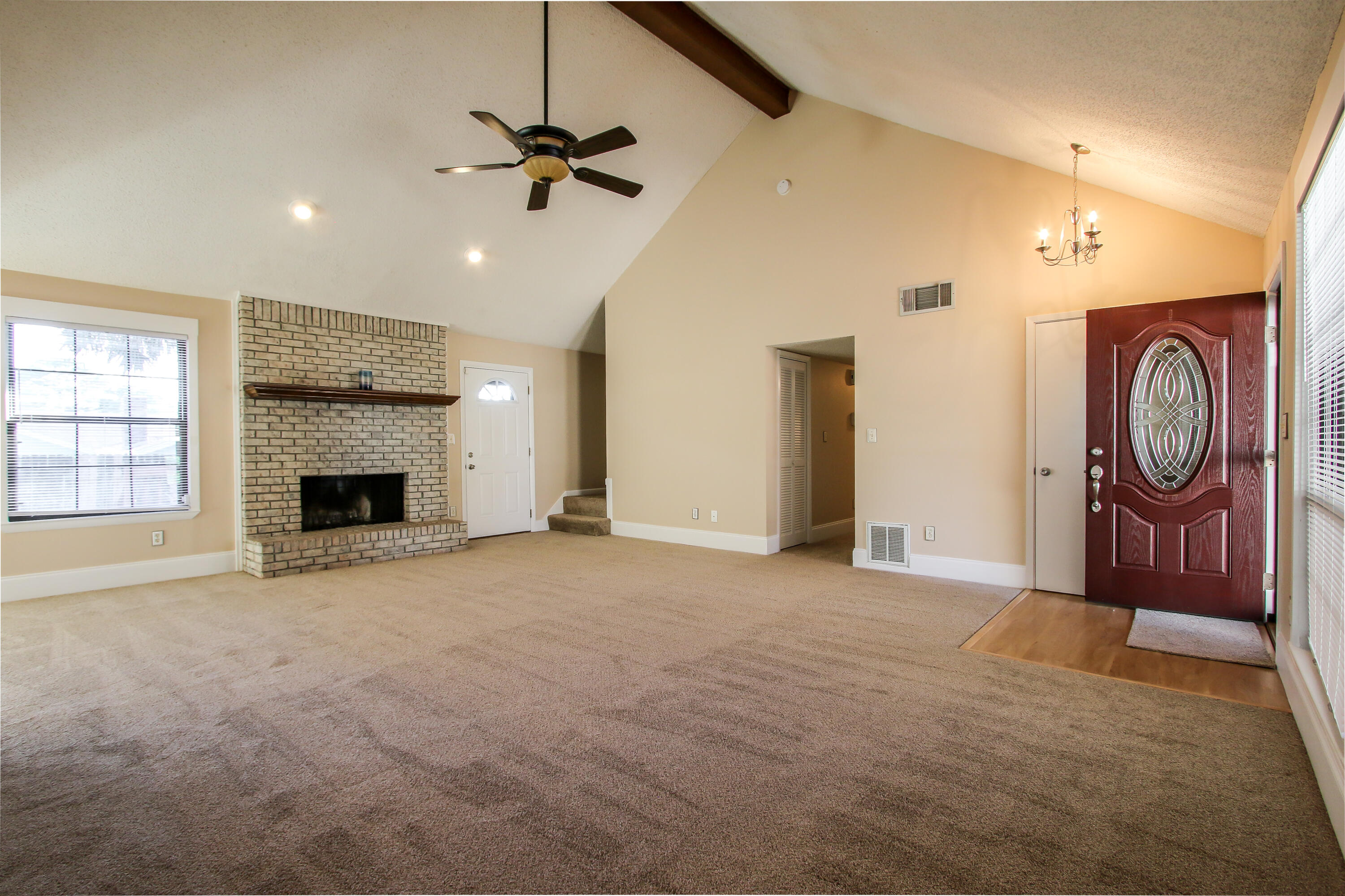 TANGLEWOOD S/D 1ST ADDN - Residential