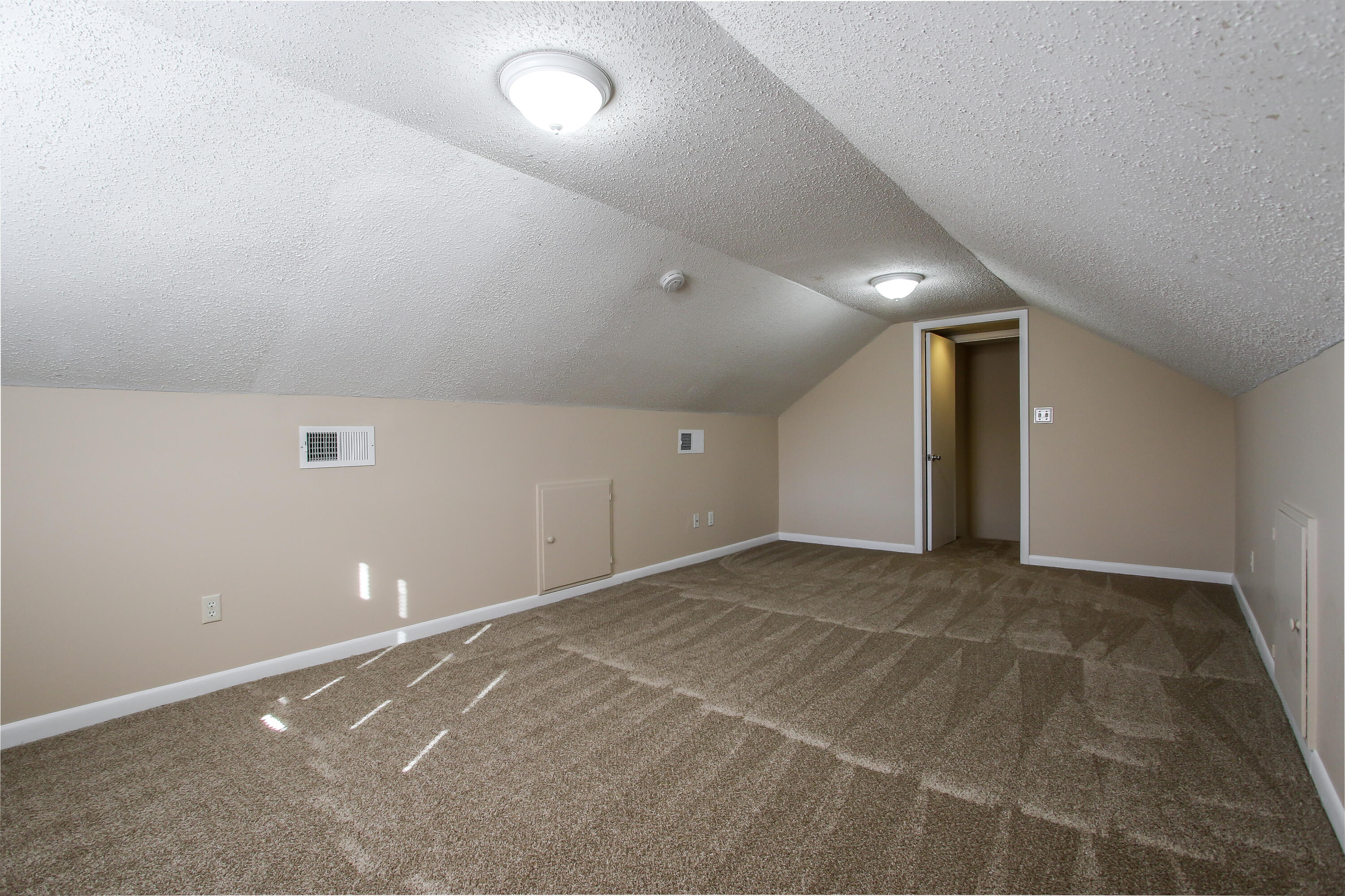 TANGLEWOOD S/D 1ST ADDN - Residential