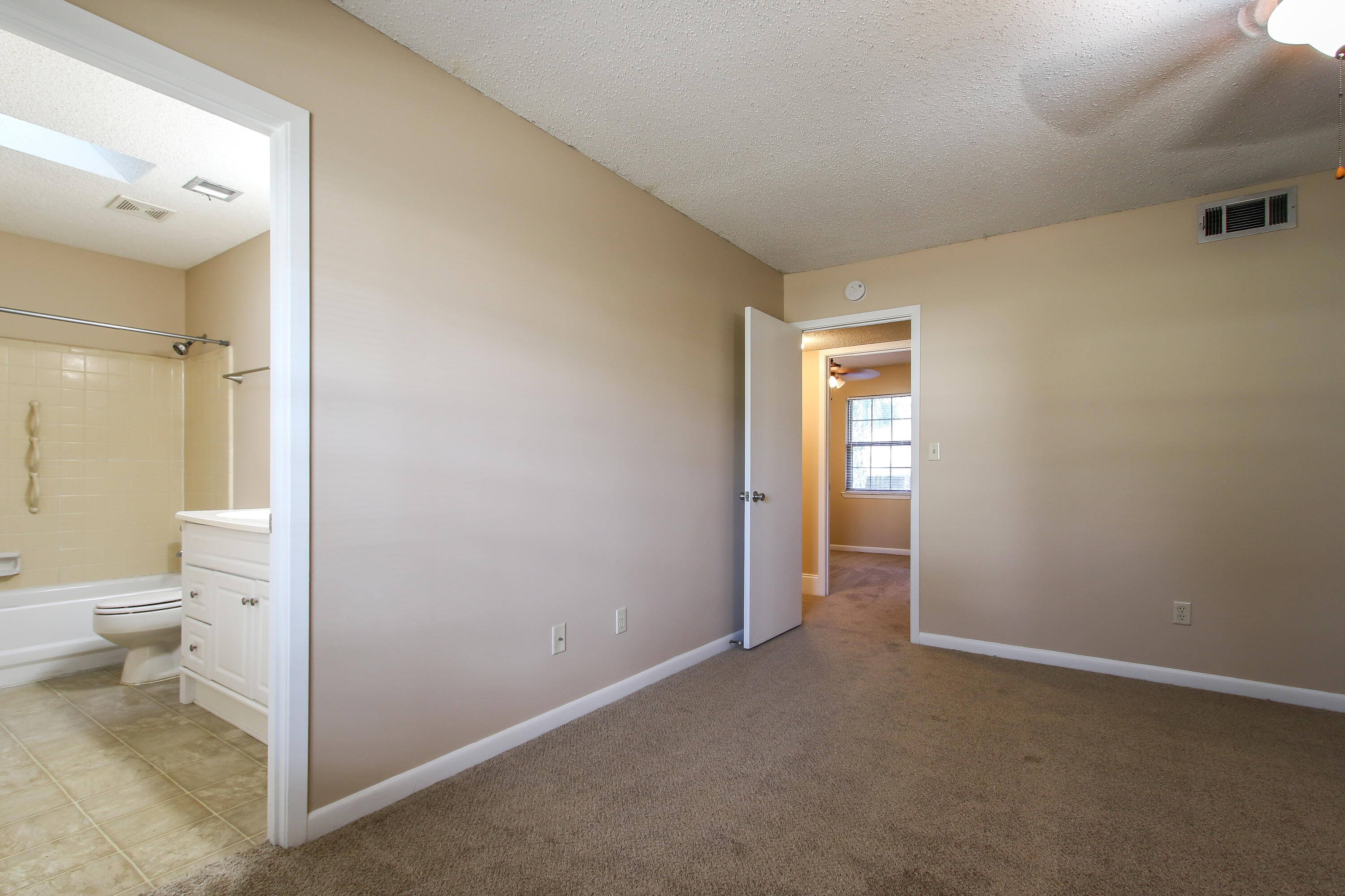 TANGLEWOOD S/D 1ST ADDN - Residential