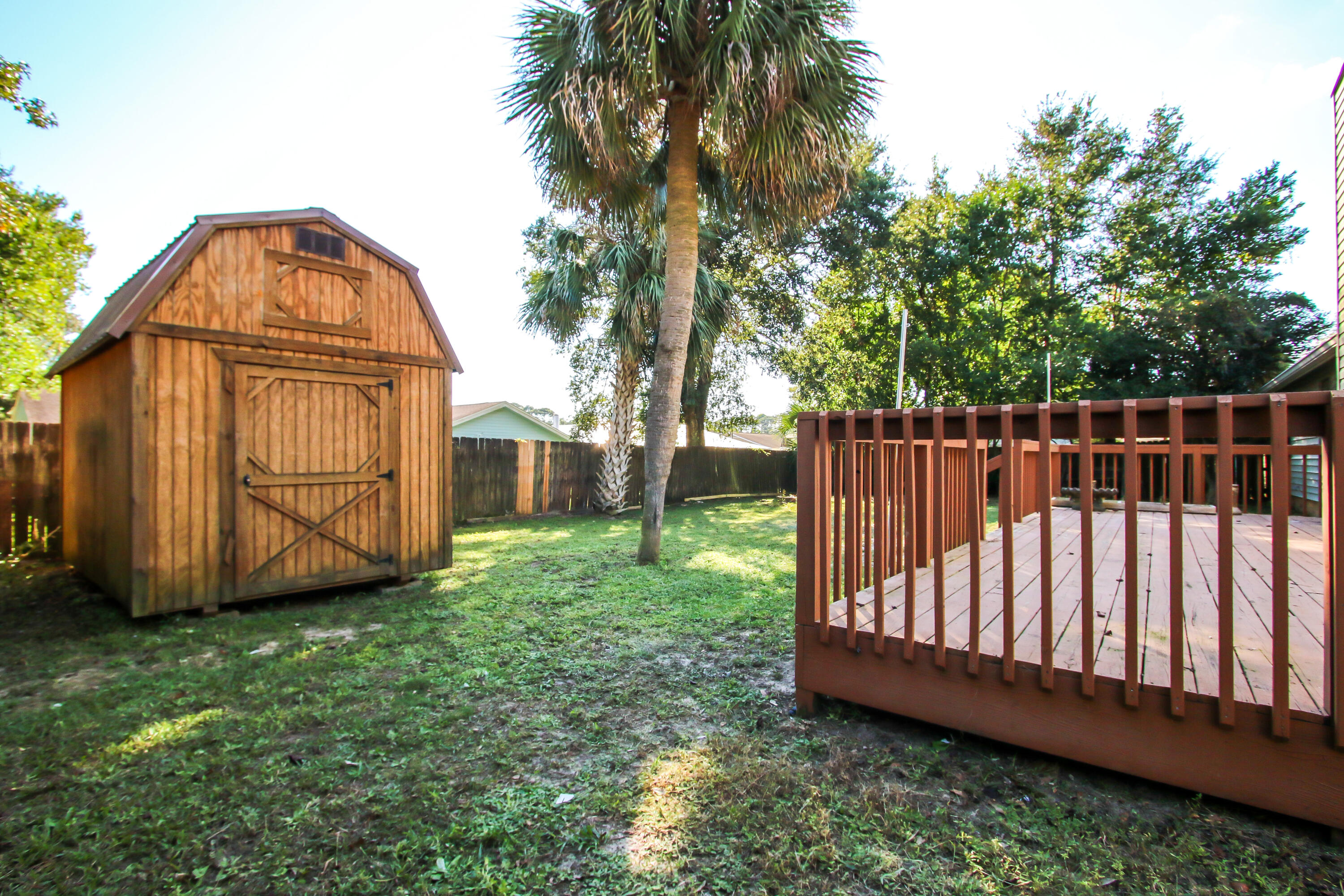 TANGLEWOOD S/D 1ST ADDN - Residential