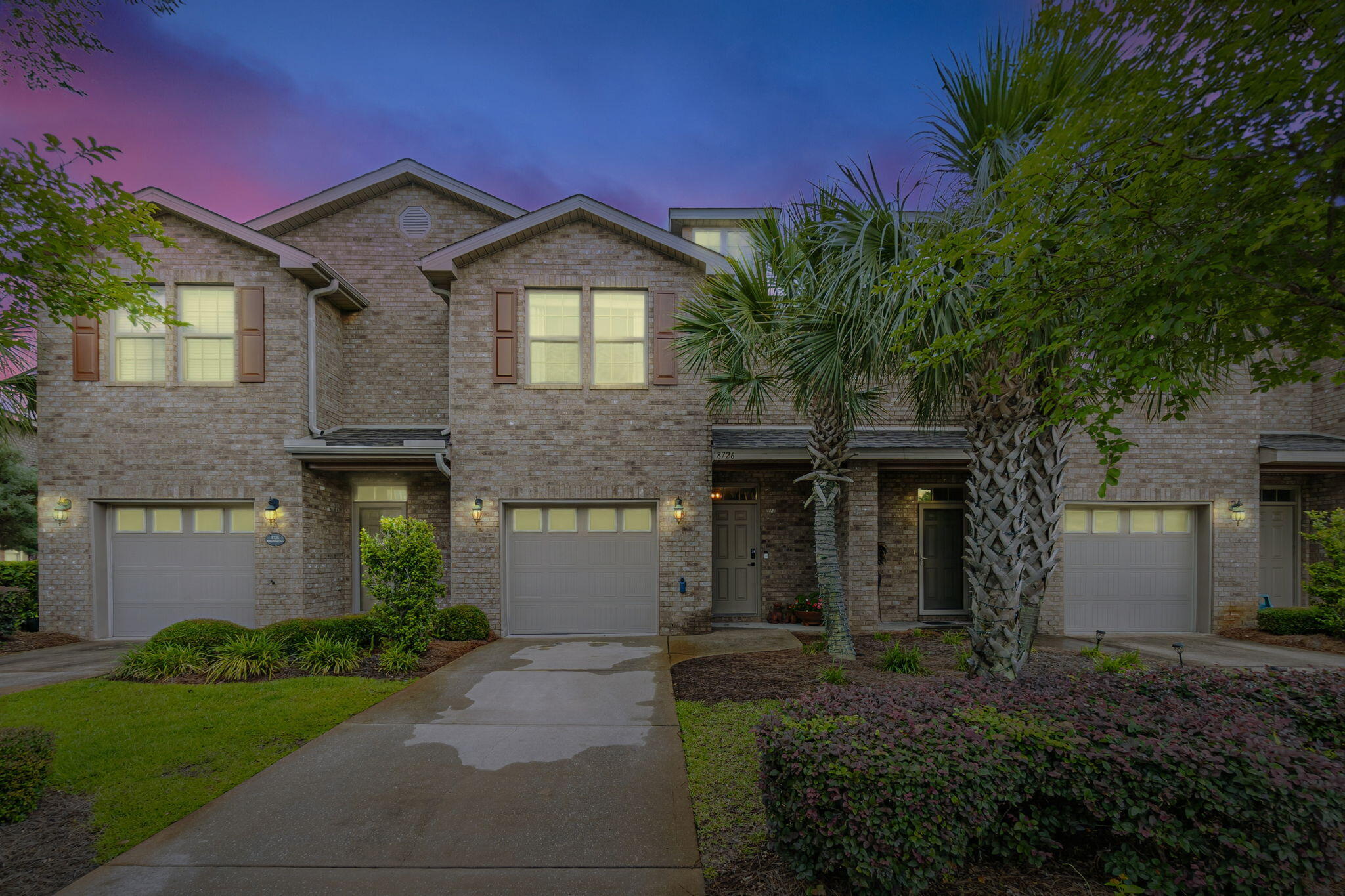 RESERVE POINTE - Residential