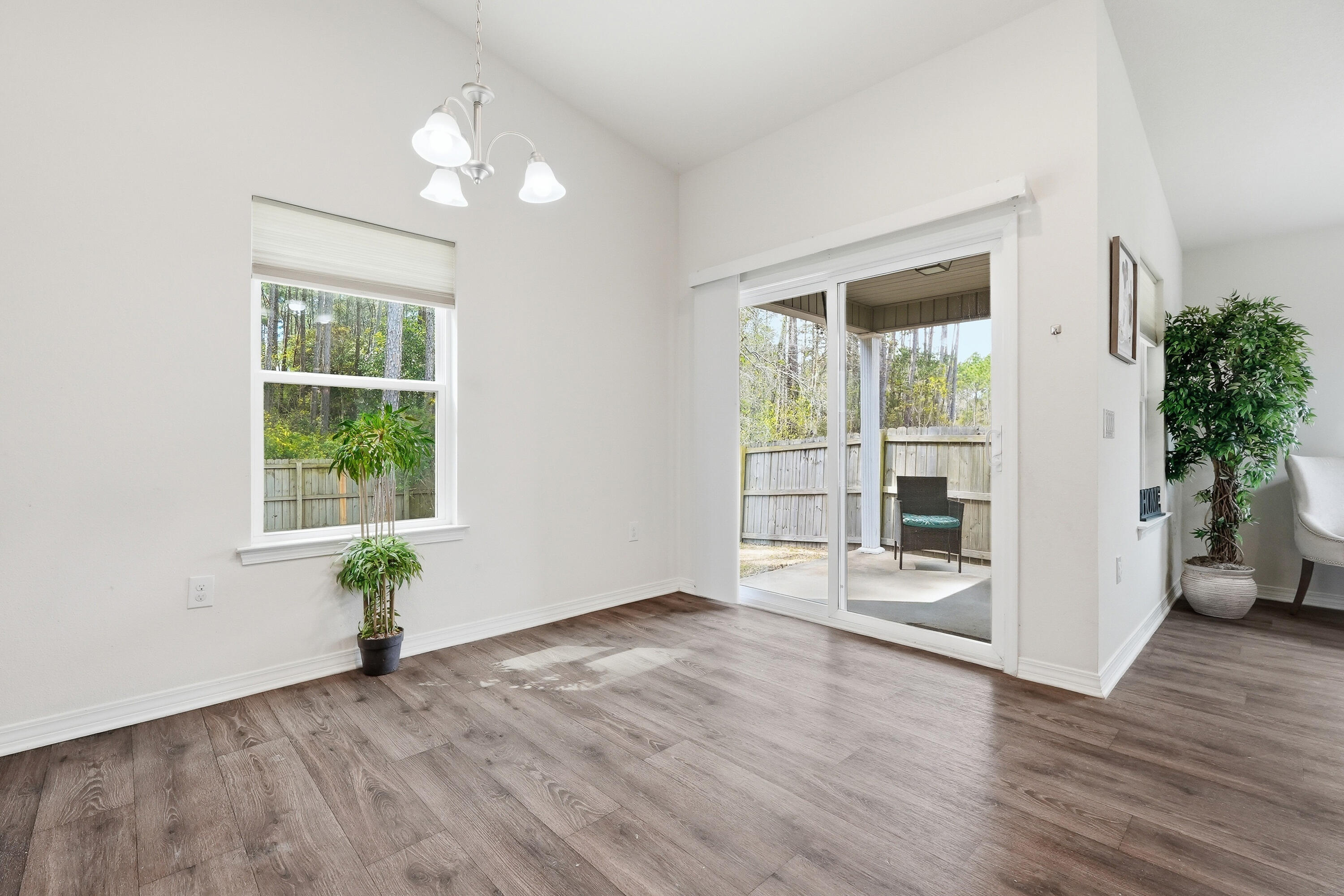 NAVARRE S/D 2ND ADDN - Residential