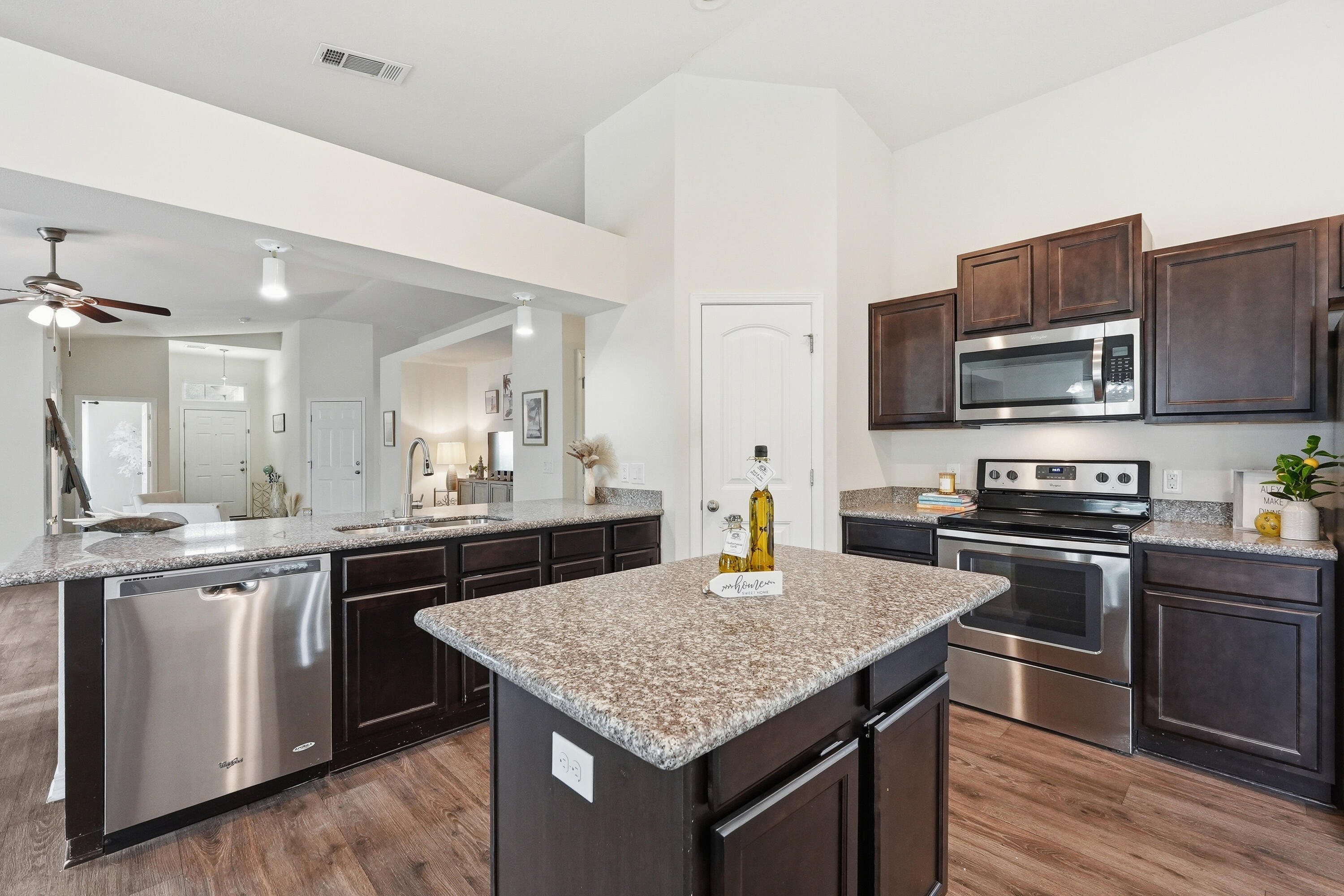 NAVARRE S/D 2ND ADDN - Residential