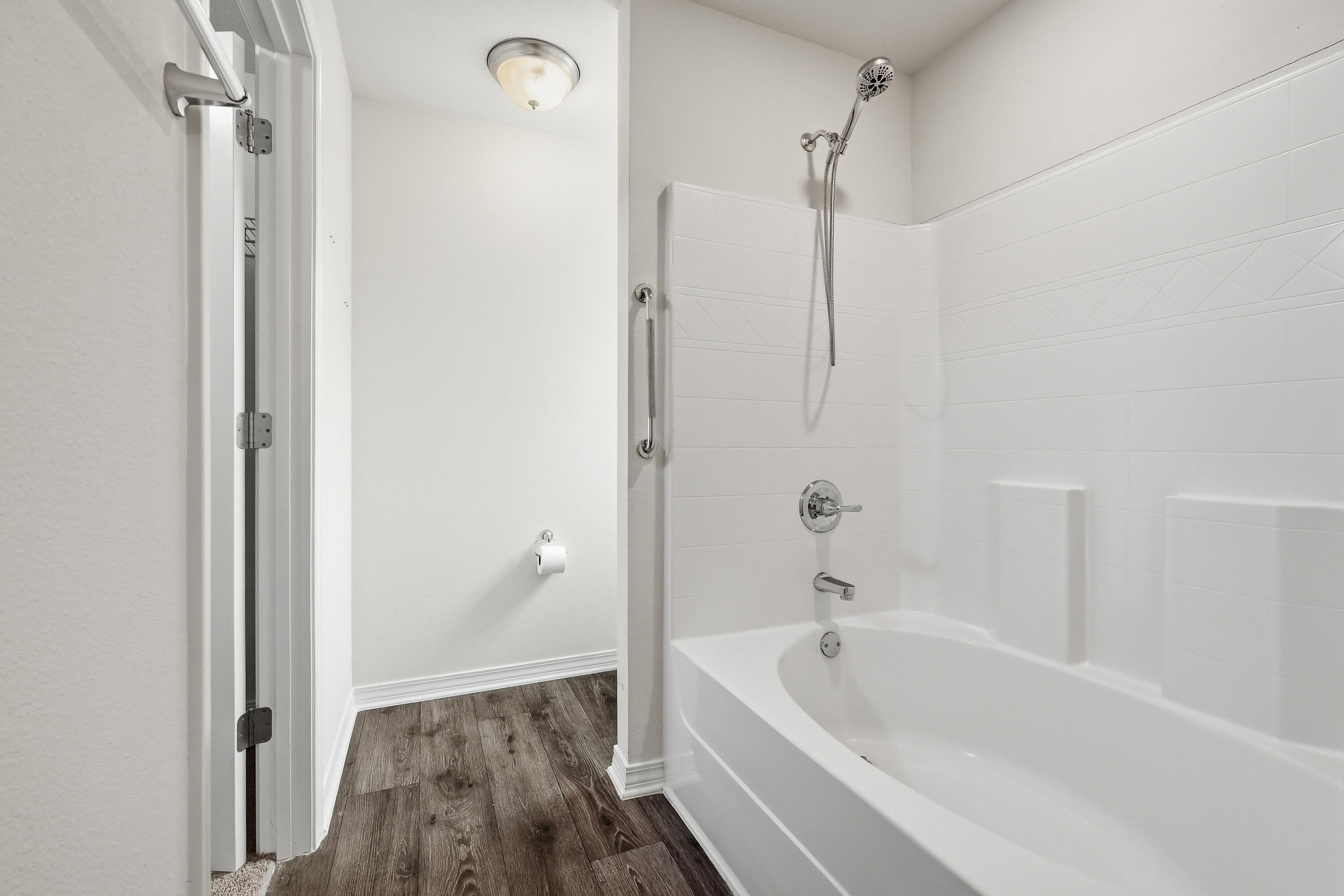 NAVARRE S/D 2ND ADDN - Residential