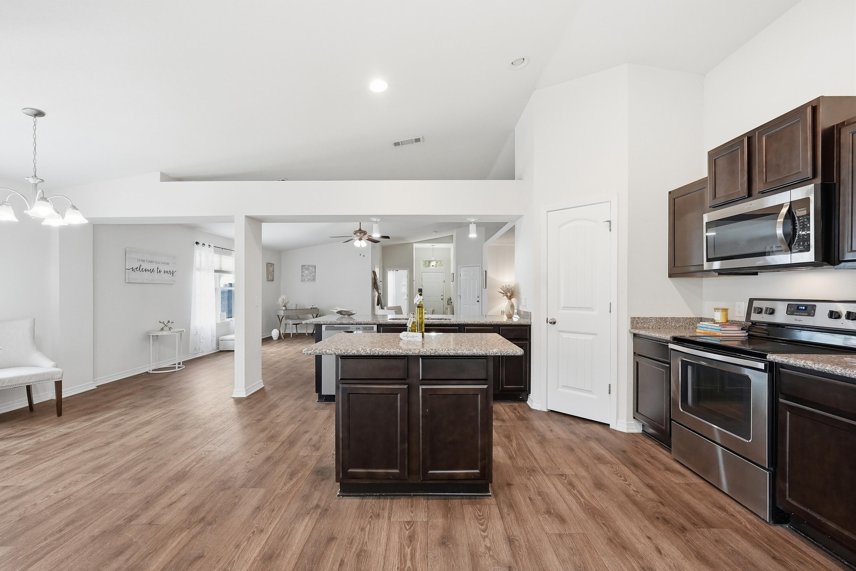 NAVARRE S/D 2ND ADDN - Residential